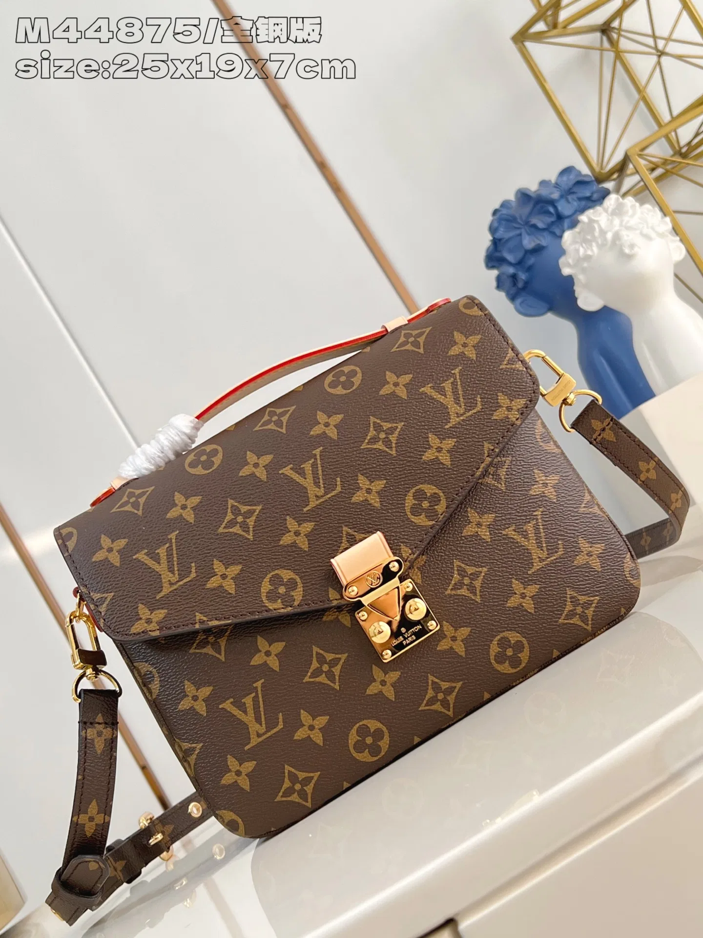 LV 27FW EJMGZXH 074 숄더백