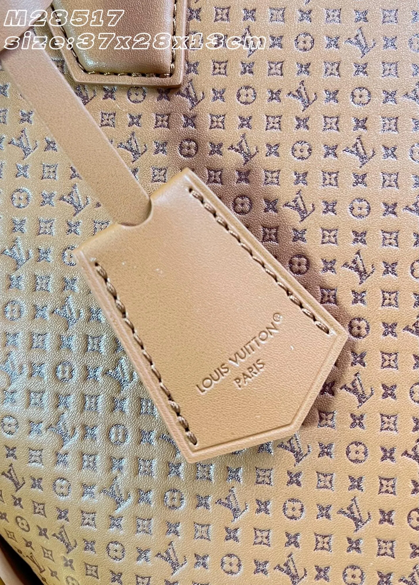 LV 27FW EJMGZXH 077 토트백 3