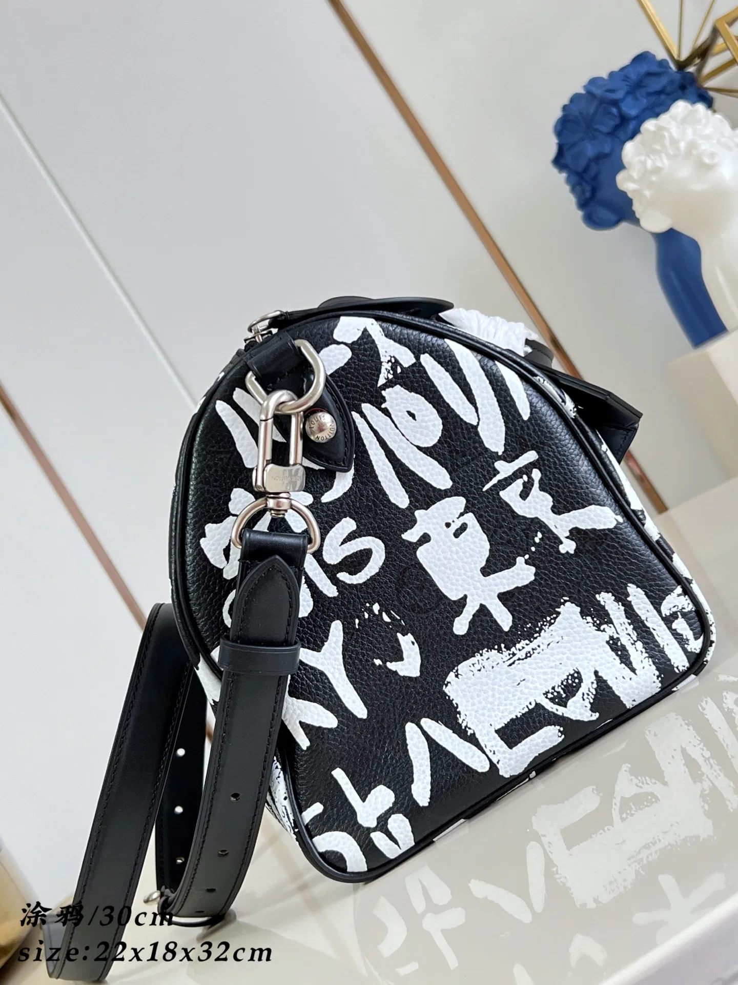 LV 27FW EJMGZXH 082 토트백 4