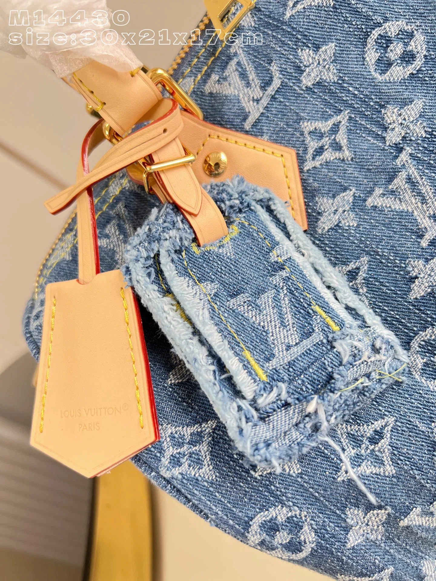 LV 27FW EJMGZXH 083 토트백 4