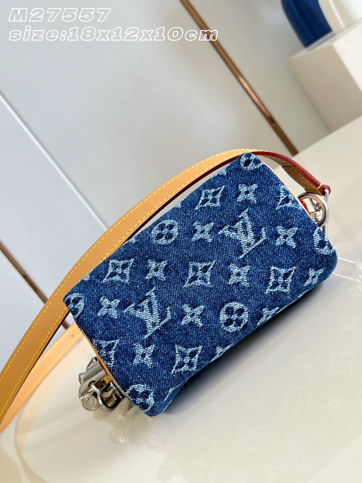 LV 27FW EJMGZXH 088 토트백 3