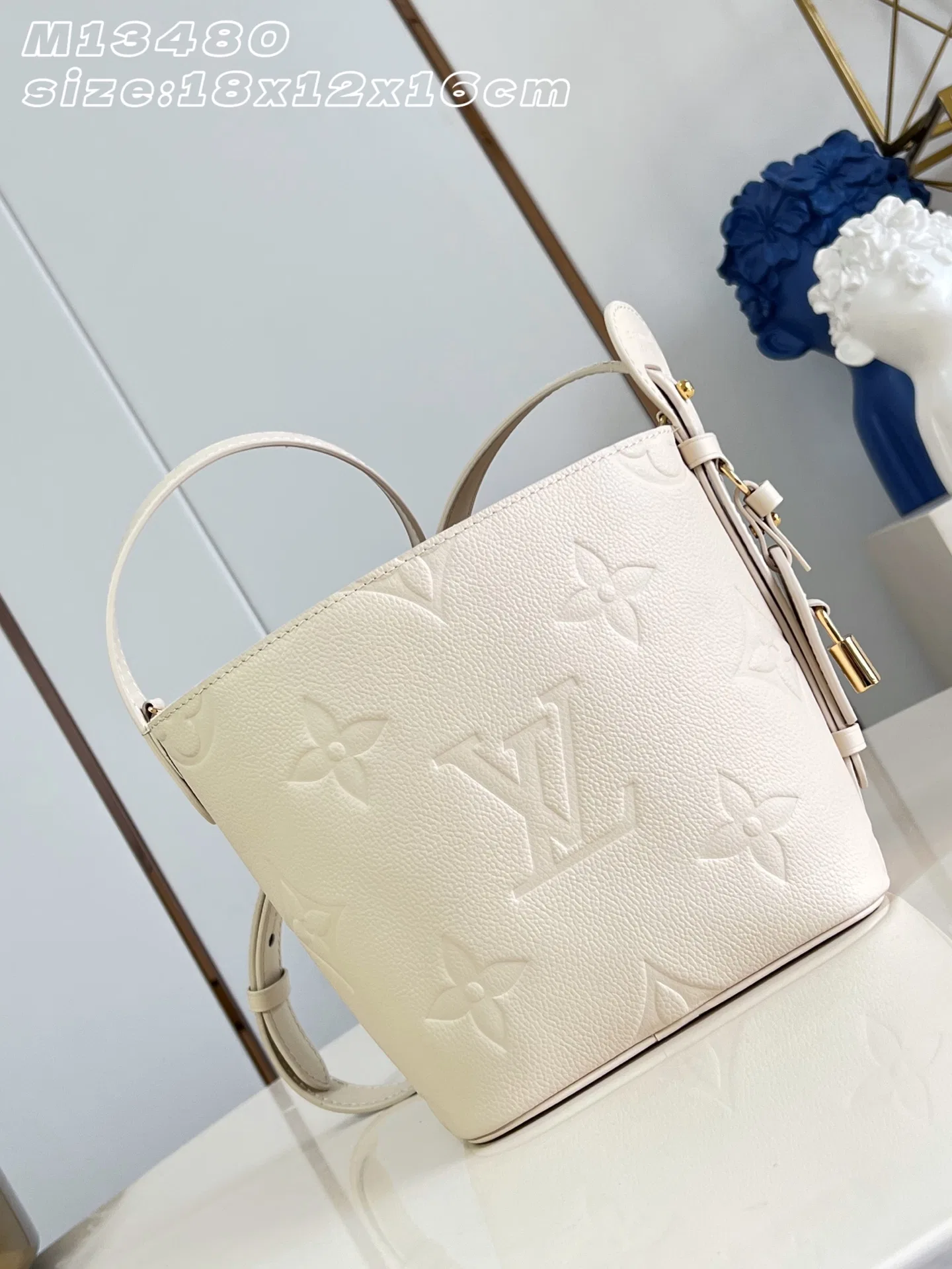 LV 27FW EJMGZXH 098 버킷백 5