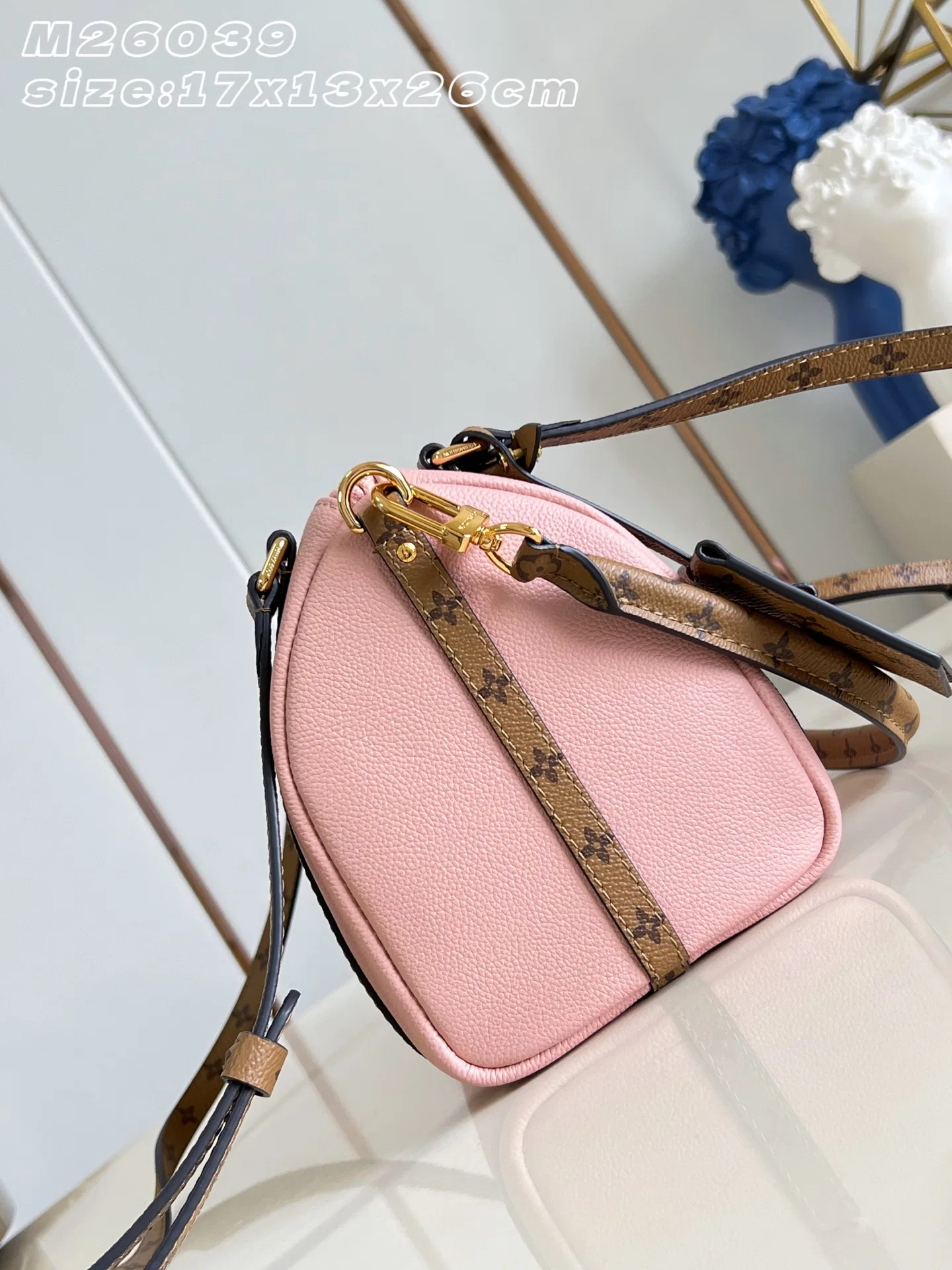 LV 27FW EJMGZXH 099 토트백 5
