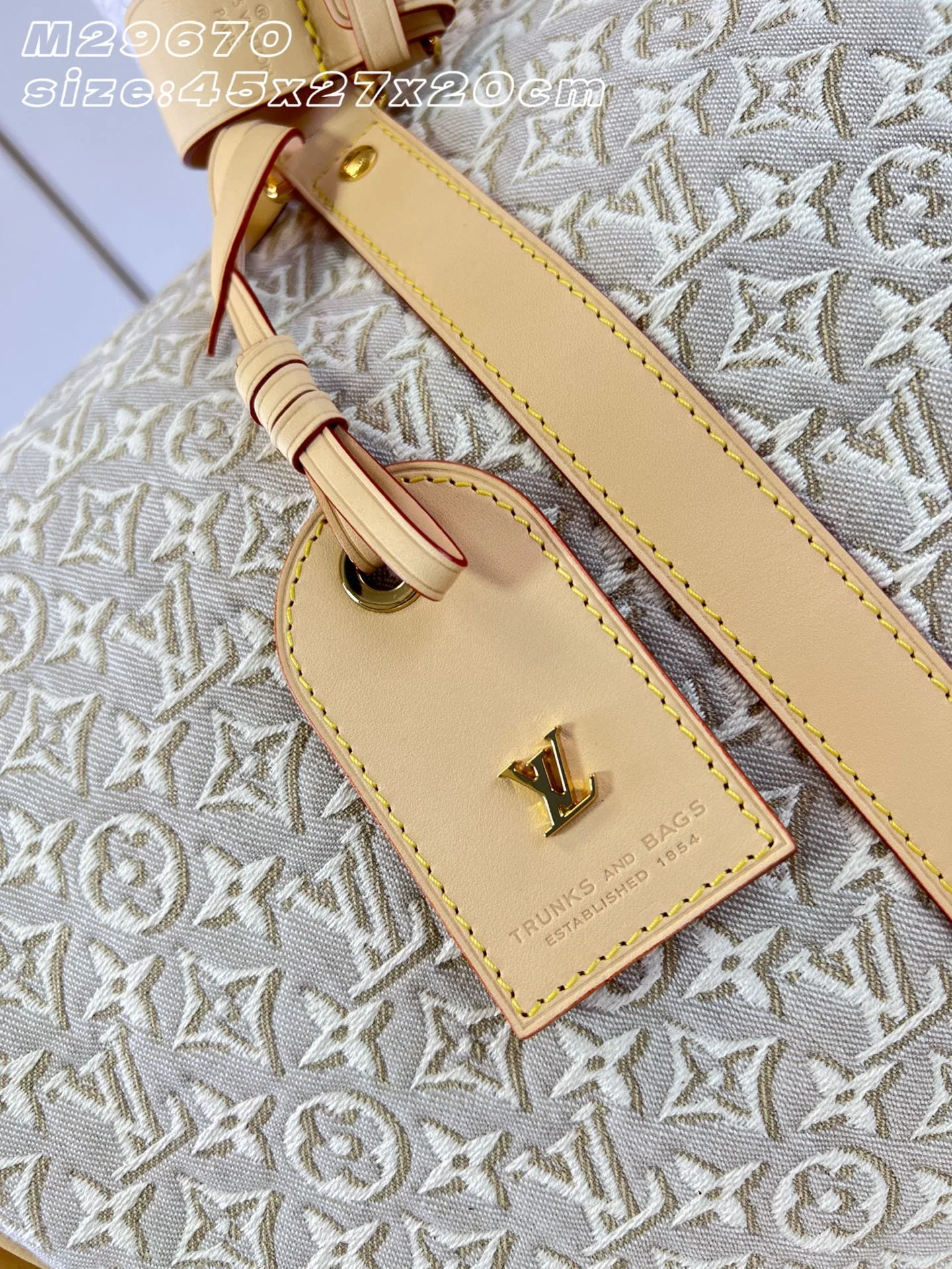 LV 27FW EJMGZXH 102 토트백 3