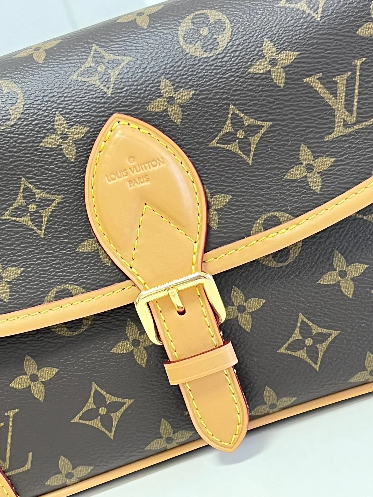 LV 27FW EJMGZXH 115 크로스백 3