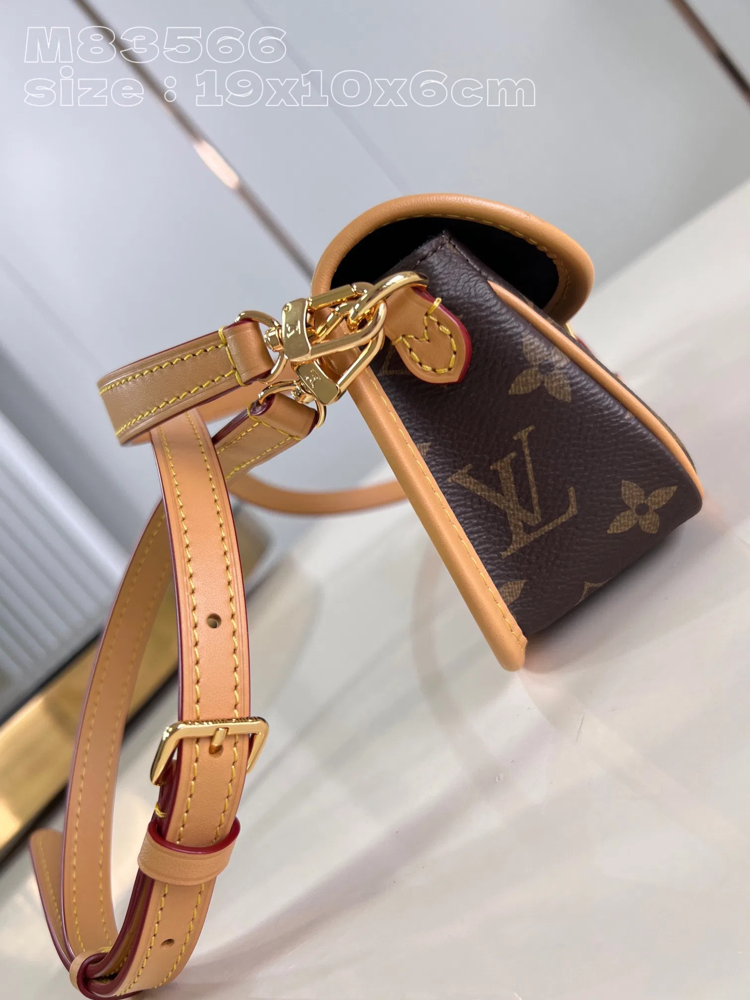 LV 27FW EJMGZXH 116 미니크로스백 4