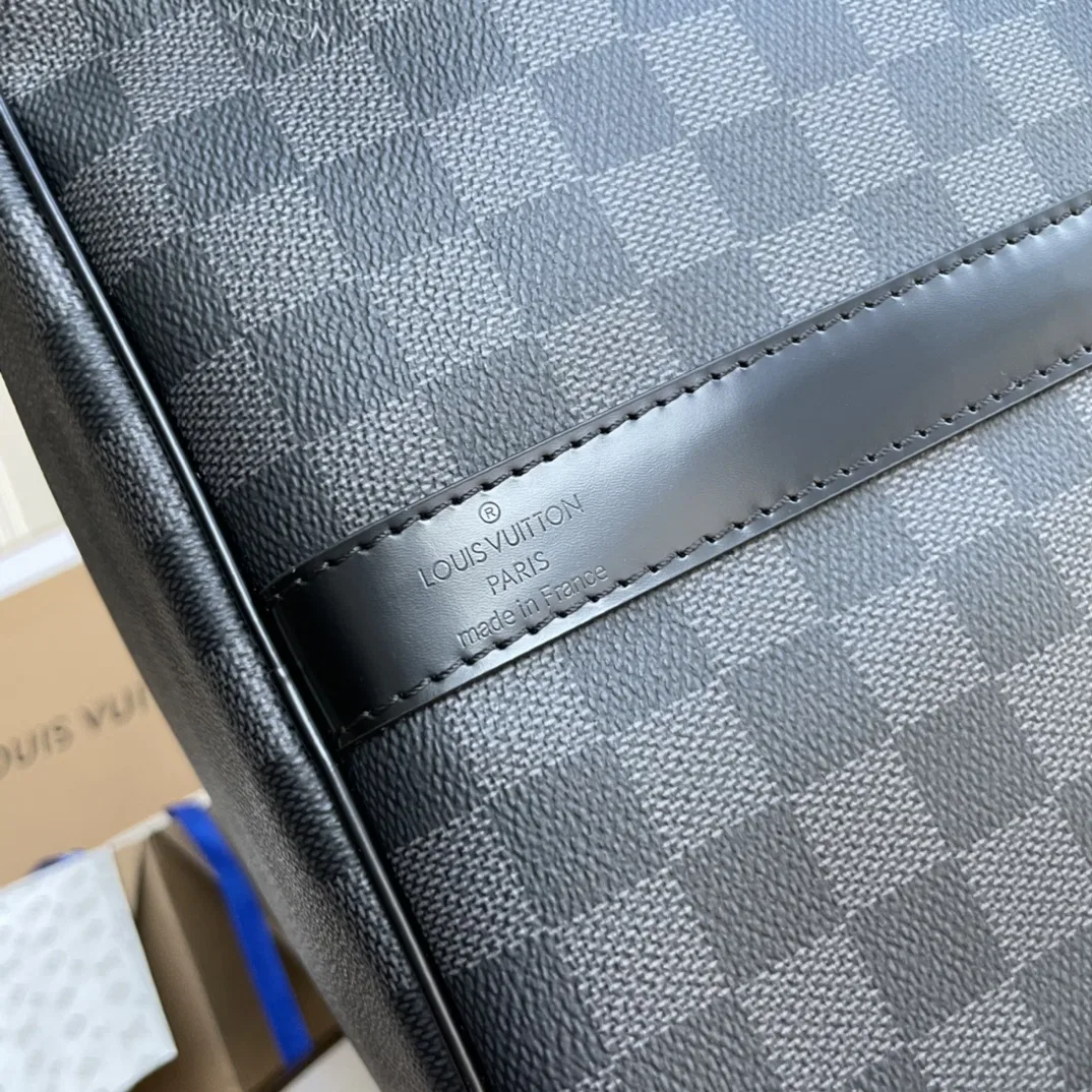 LV 27FW EJMGZXH 125 토트백 5