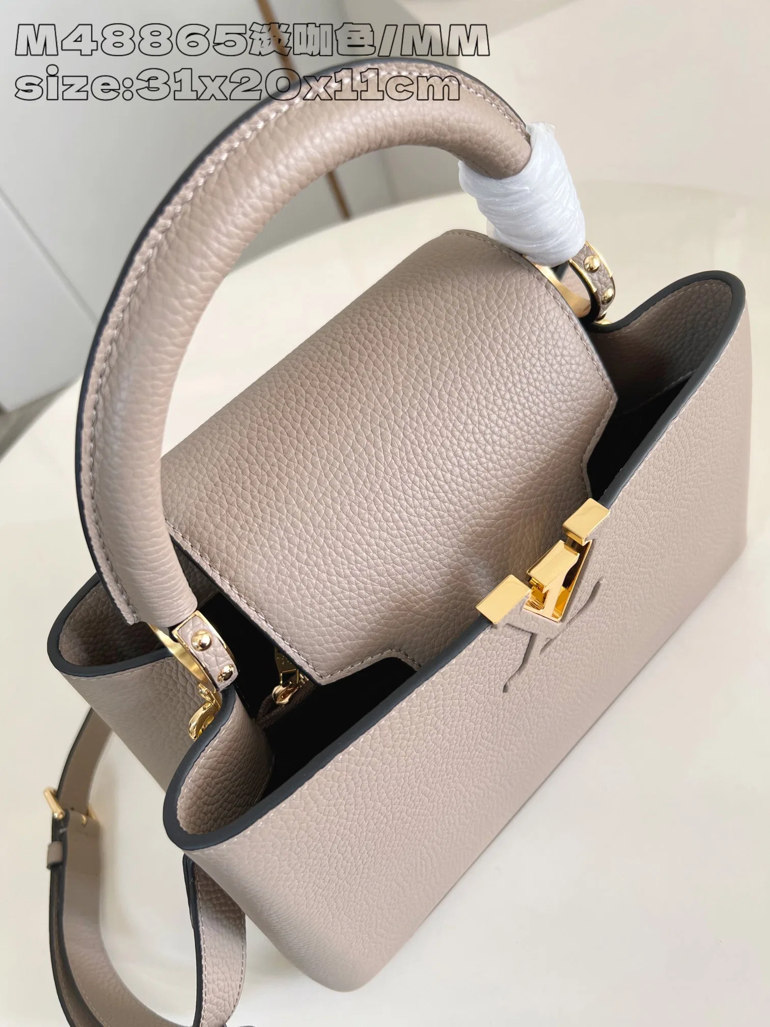 LV 27FW EJMGZXH 133 토트백 6