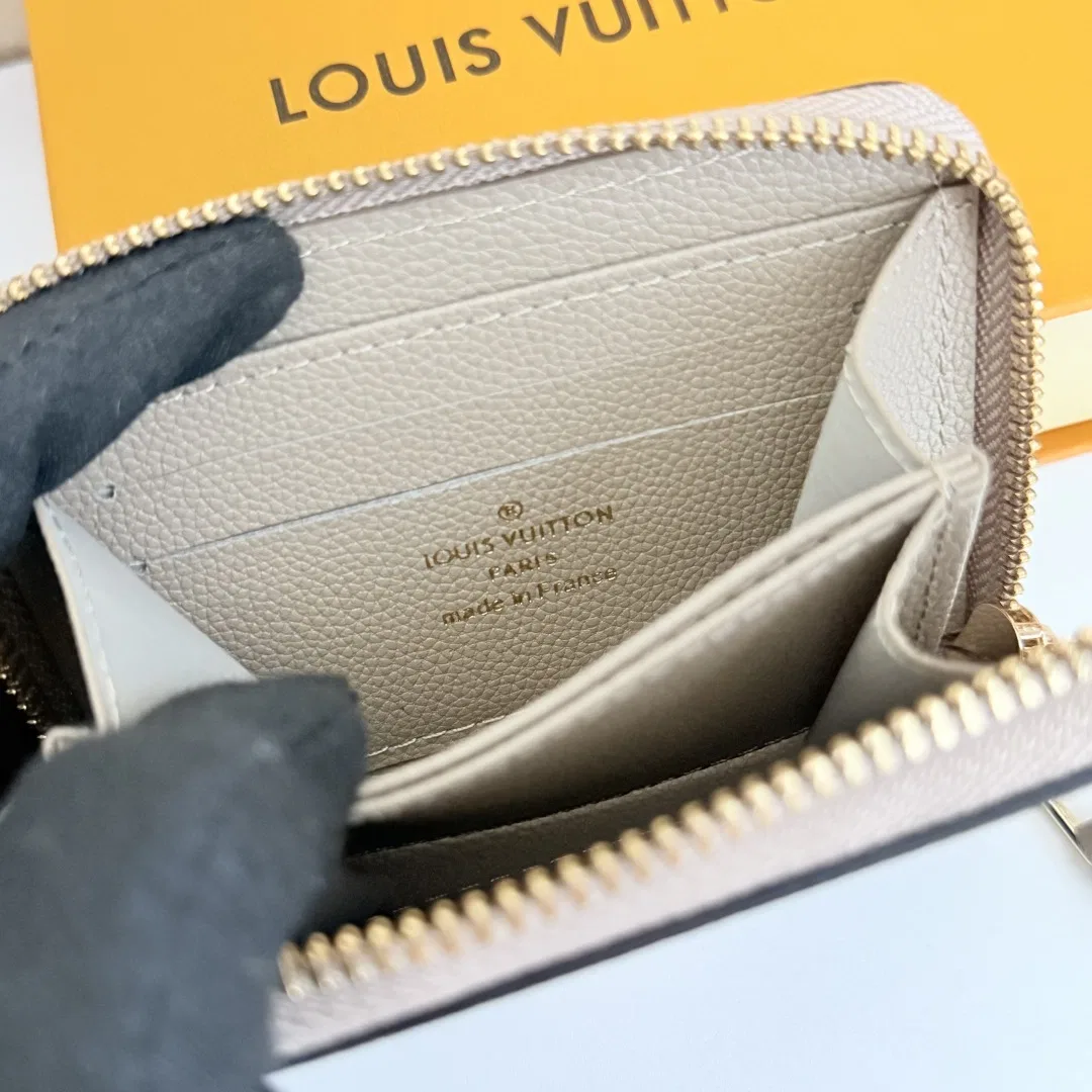 LV 27FW JBJVXGJ 038 지갑 5