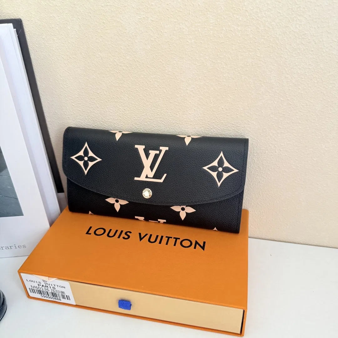 LV 27FW JBJVXGJ 039 장지갑