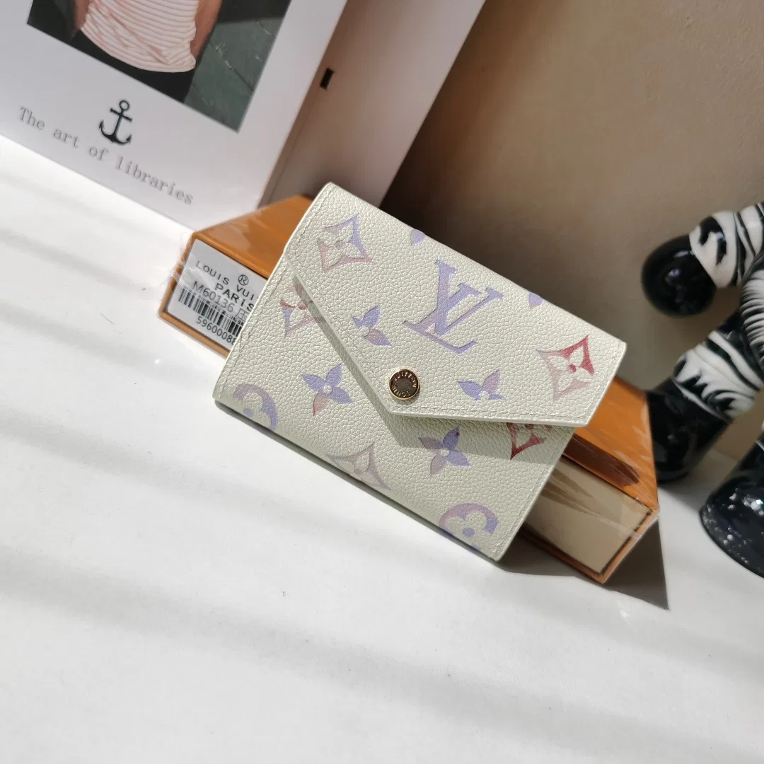 LV 27FW JBJVXGJ 044 지갑