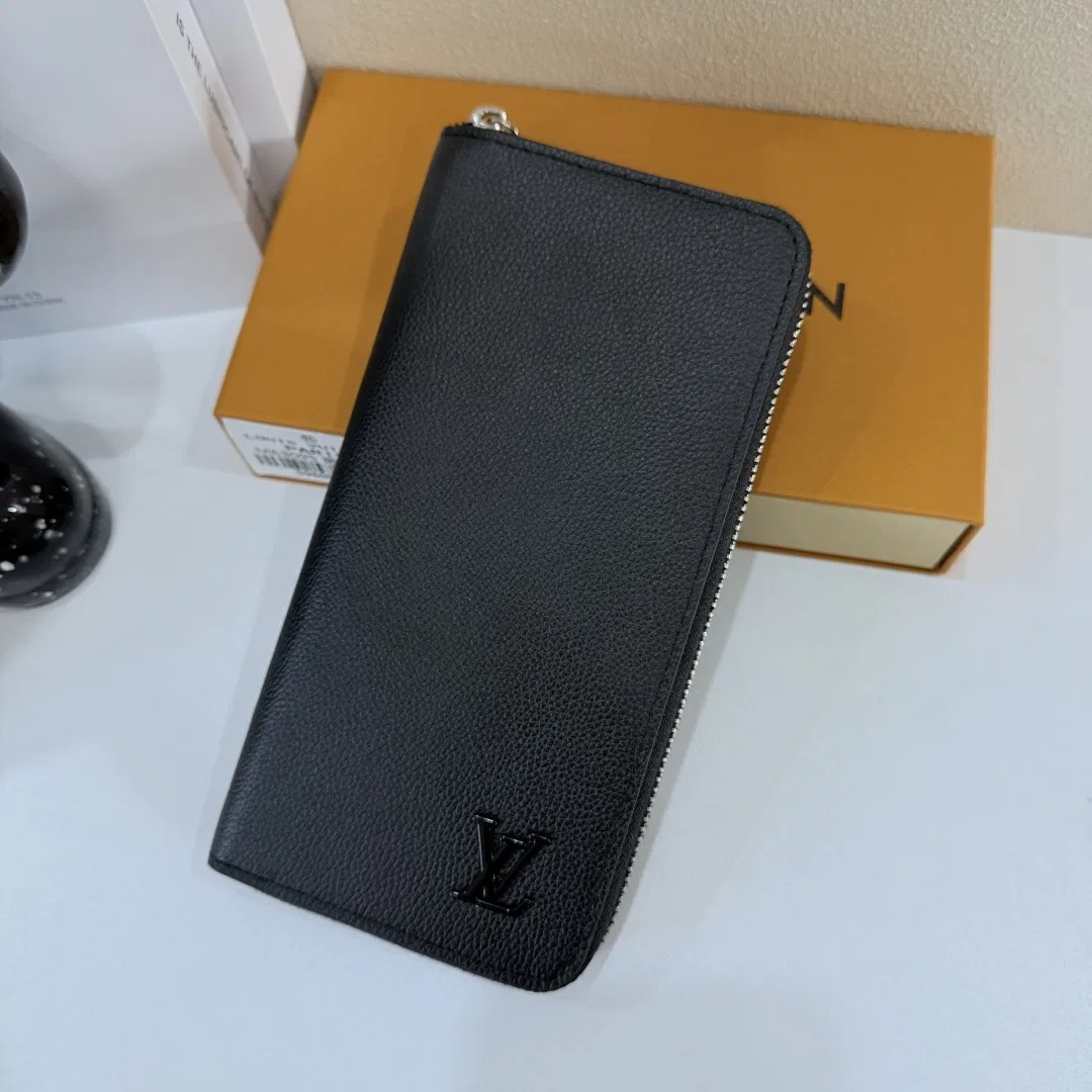 LV 27FW JBJVXGJ 050 장지갑
