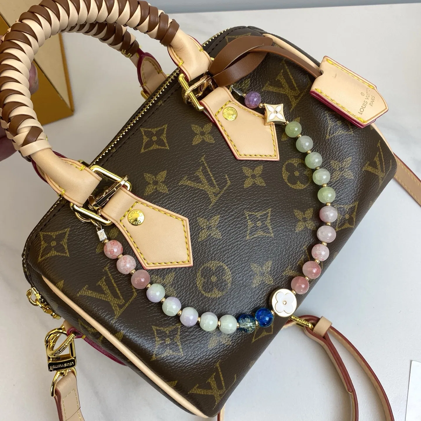 LV 27FW JBJVXGJ 056 토트백 3