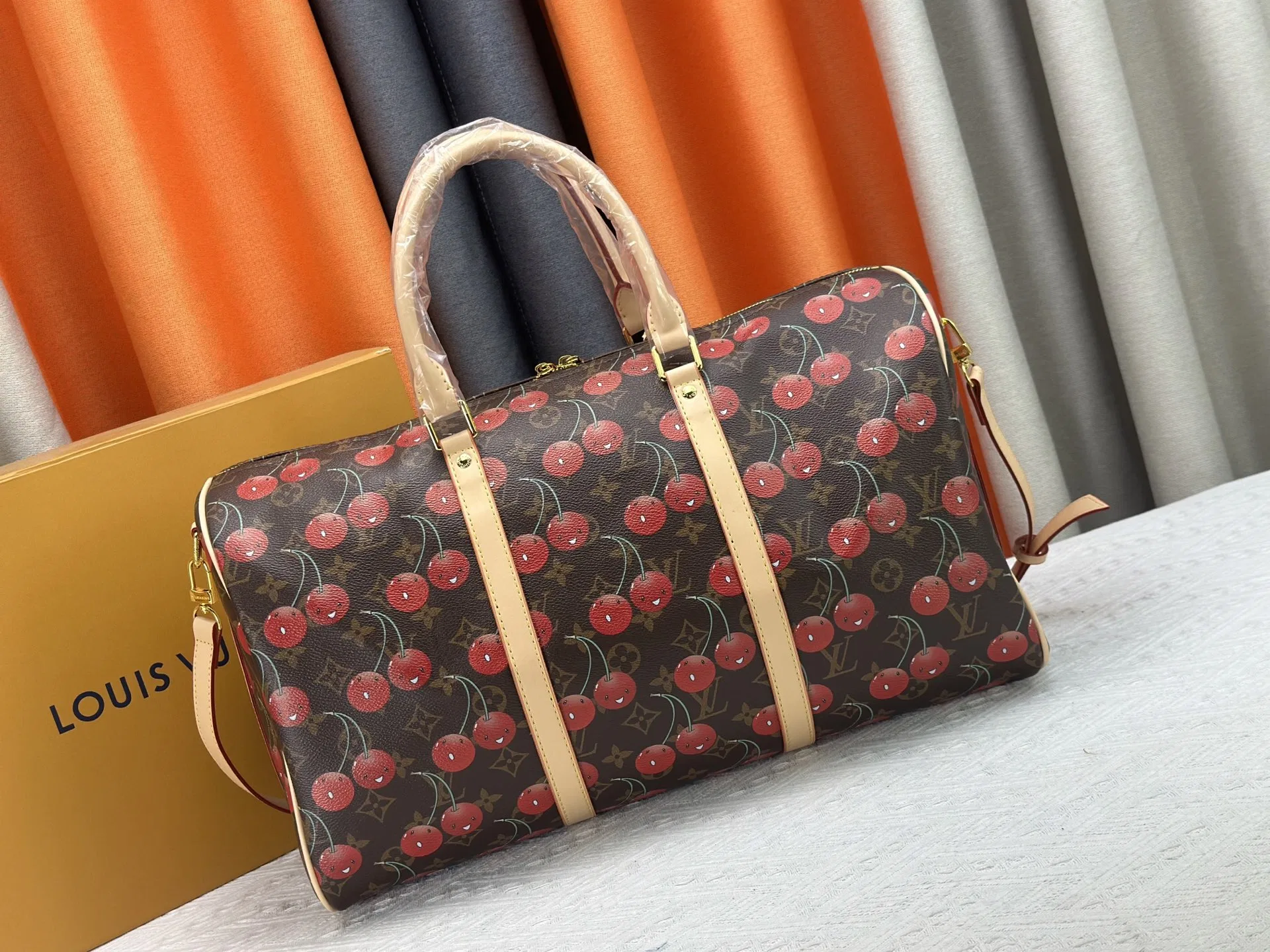 LV 27FW JBJVXGJ 065 토트백 4