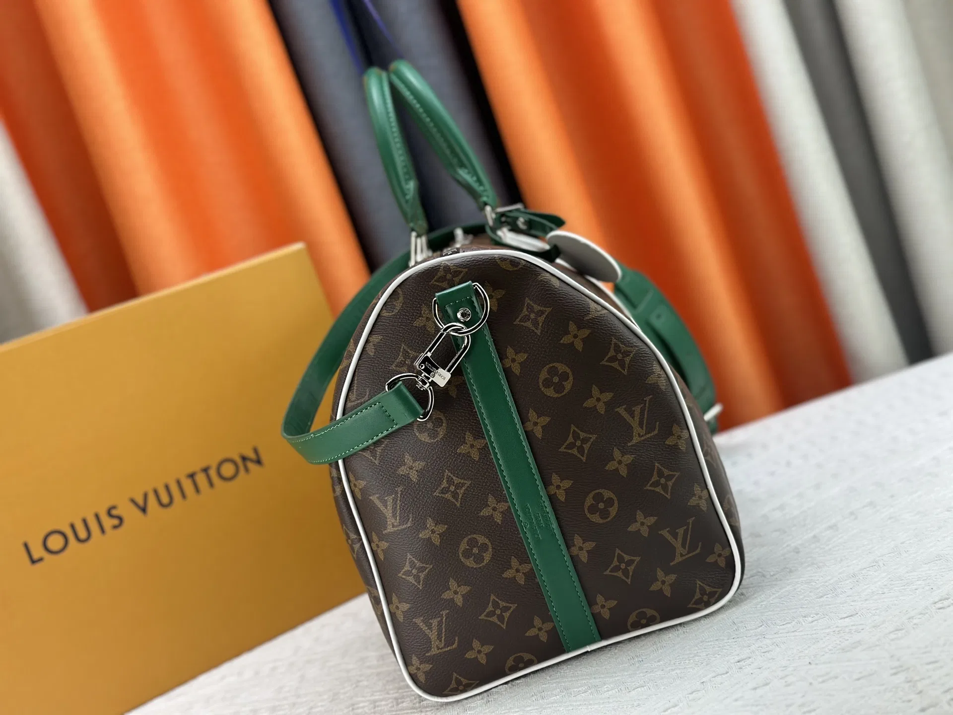 LV 27FW JBJVXGJ 067 토트백 3