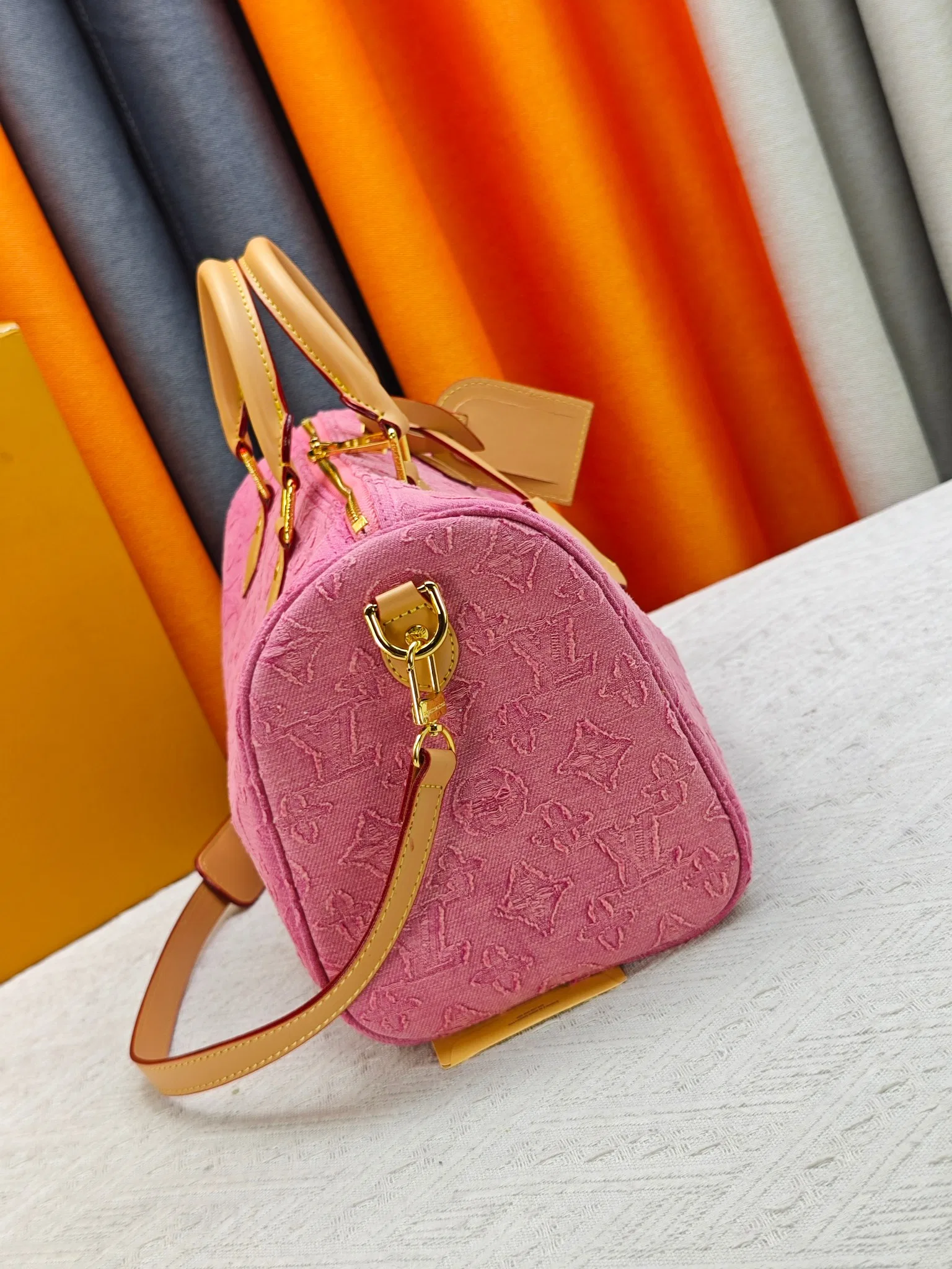 LV 27FW JBJVXGJ 071 토트백 3