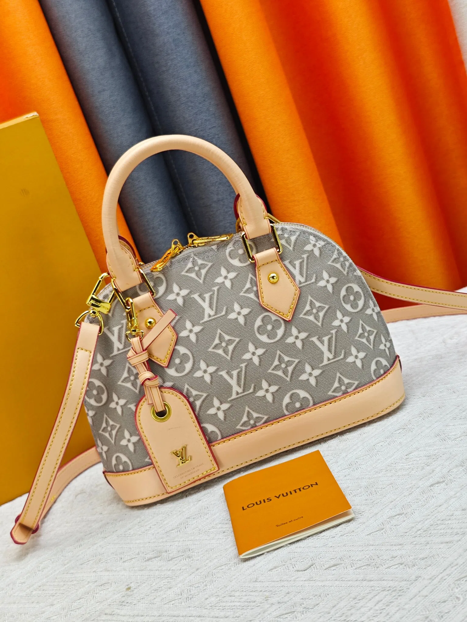 LV 27FW JBJVXGJ 074 토트백