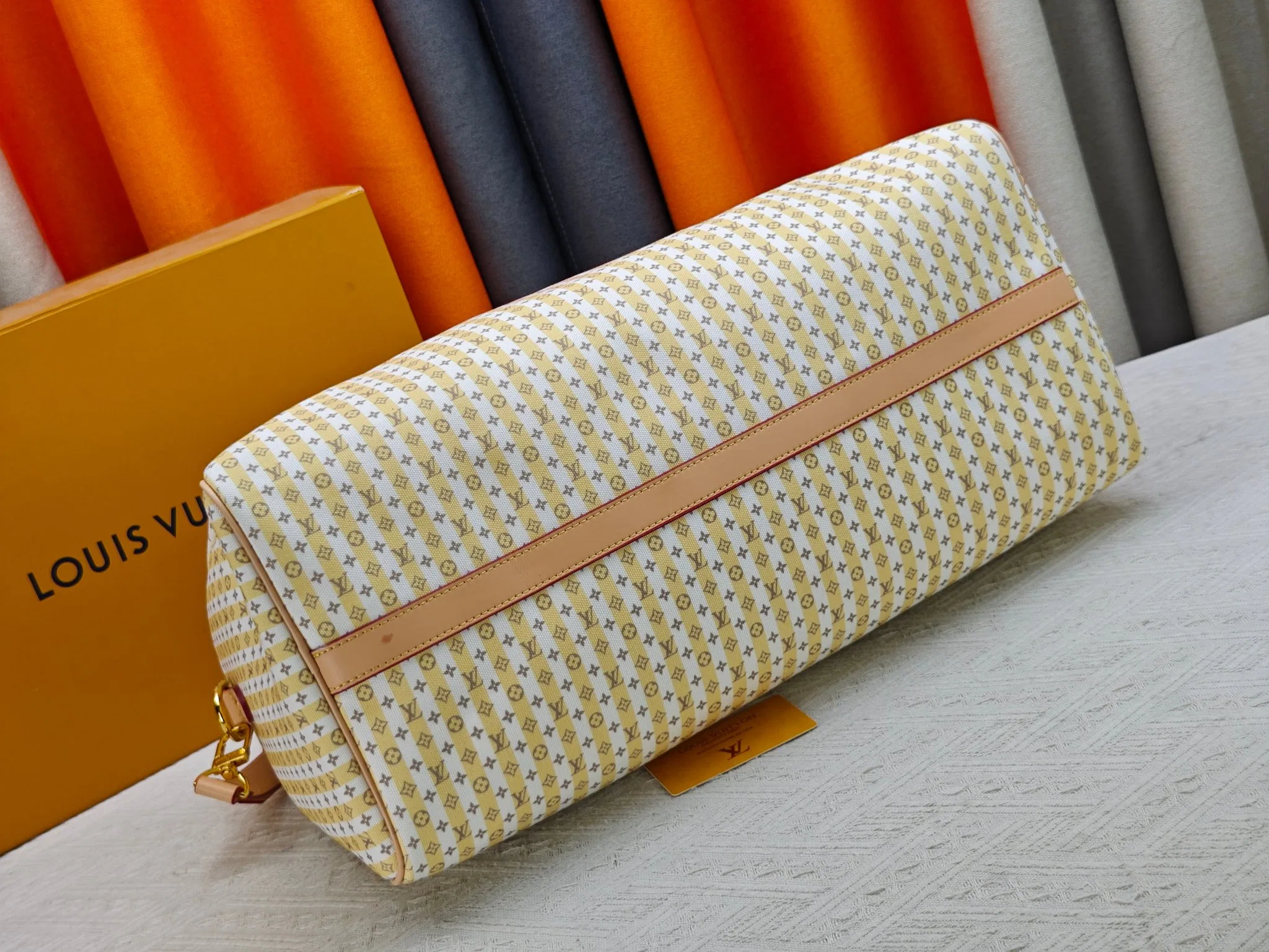 LV 27FW JBJVXGJ 077 토트백 4