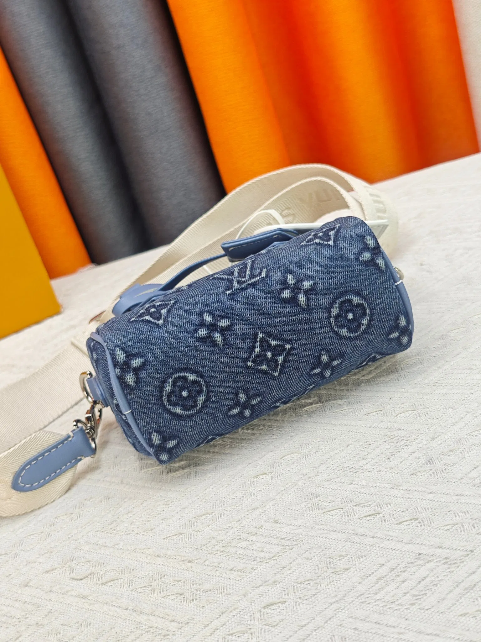 LV 27FW JBJVXGJ 080 토트백 5