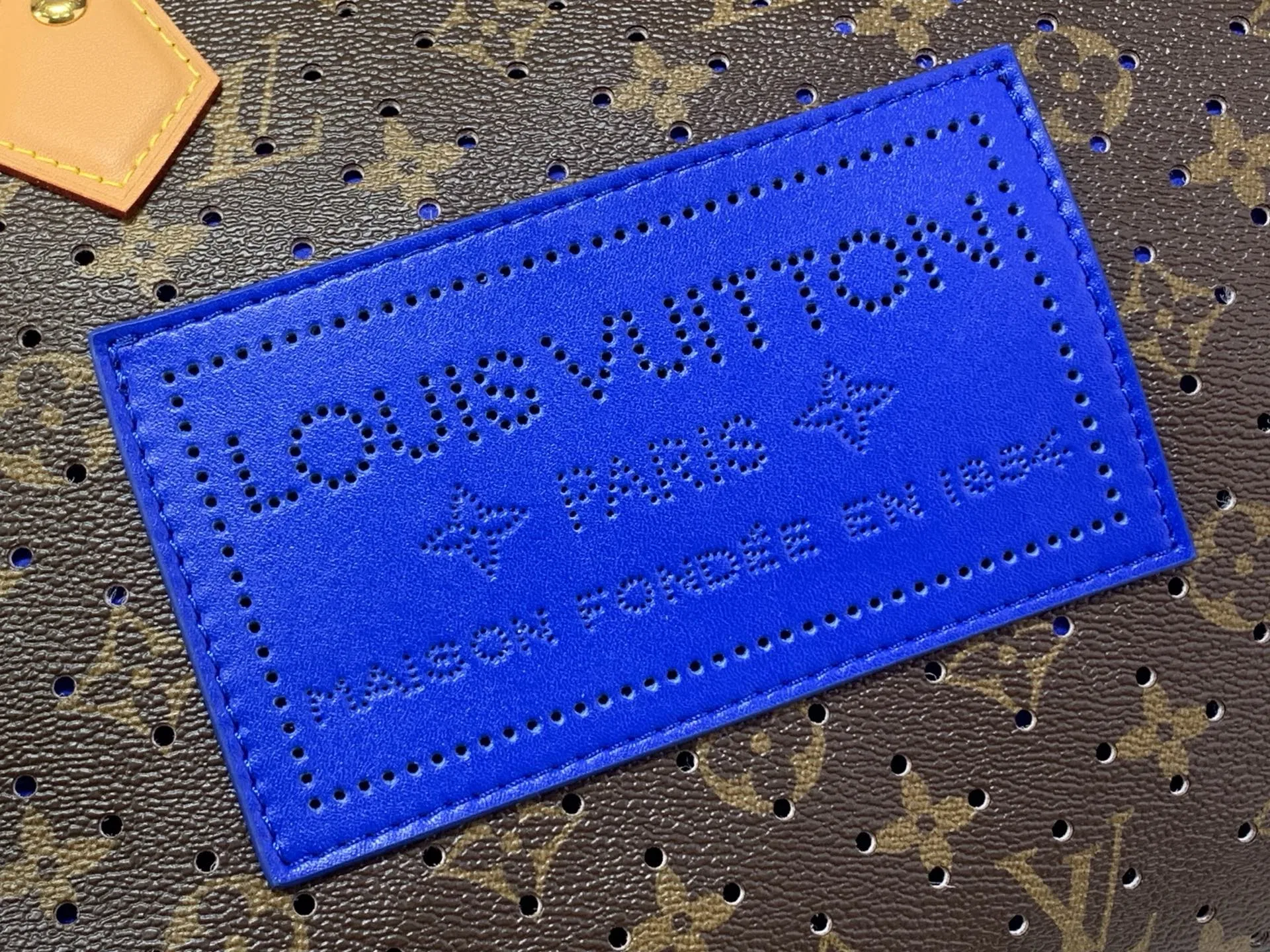 LV 27FW LDWAQLG 047 토트백 5