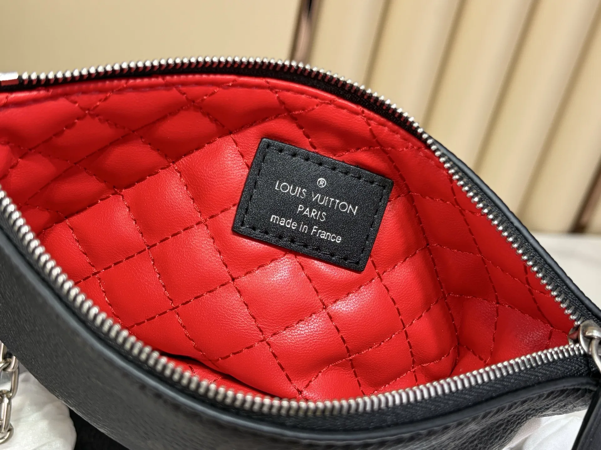 LV 27FW LDWAQLG 119 토트백 3