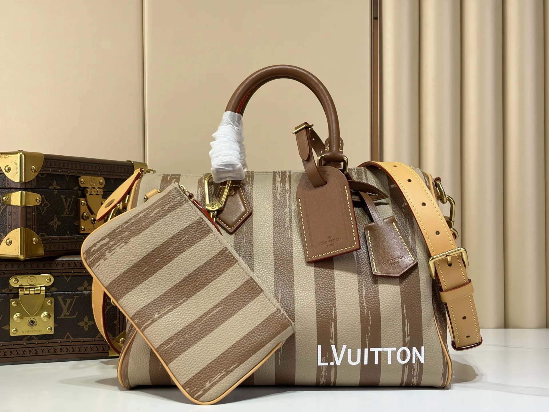 LV 27FW LDWAQLG 121 토트백