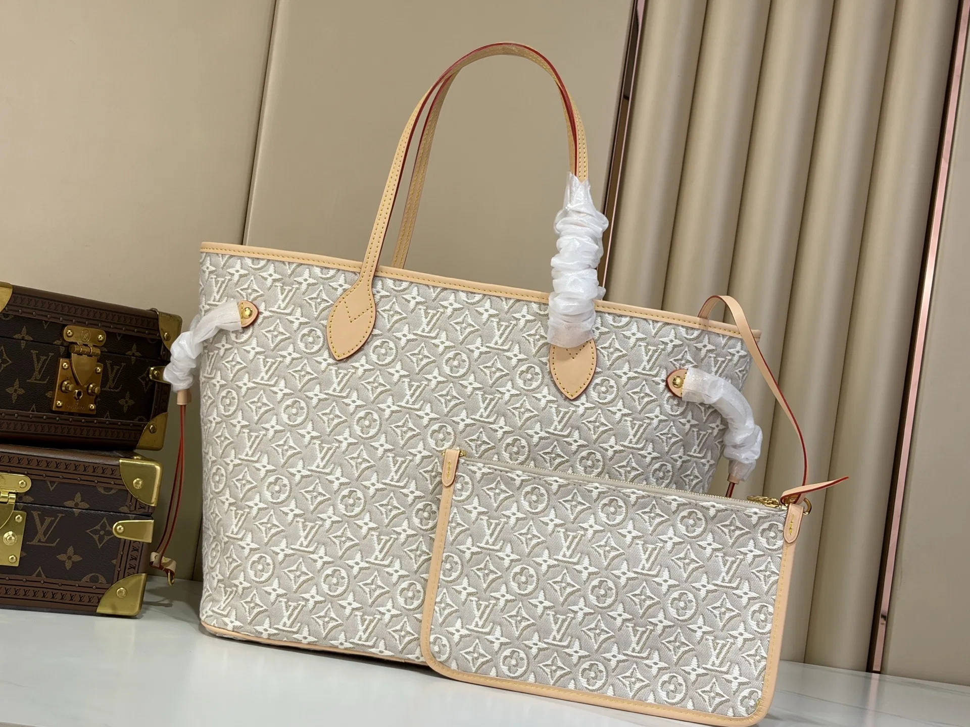 LV 27FW LDWAQLG 133 토트백 3