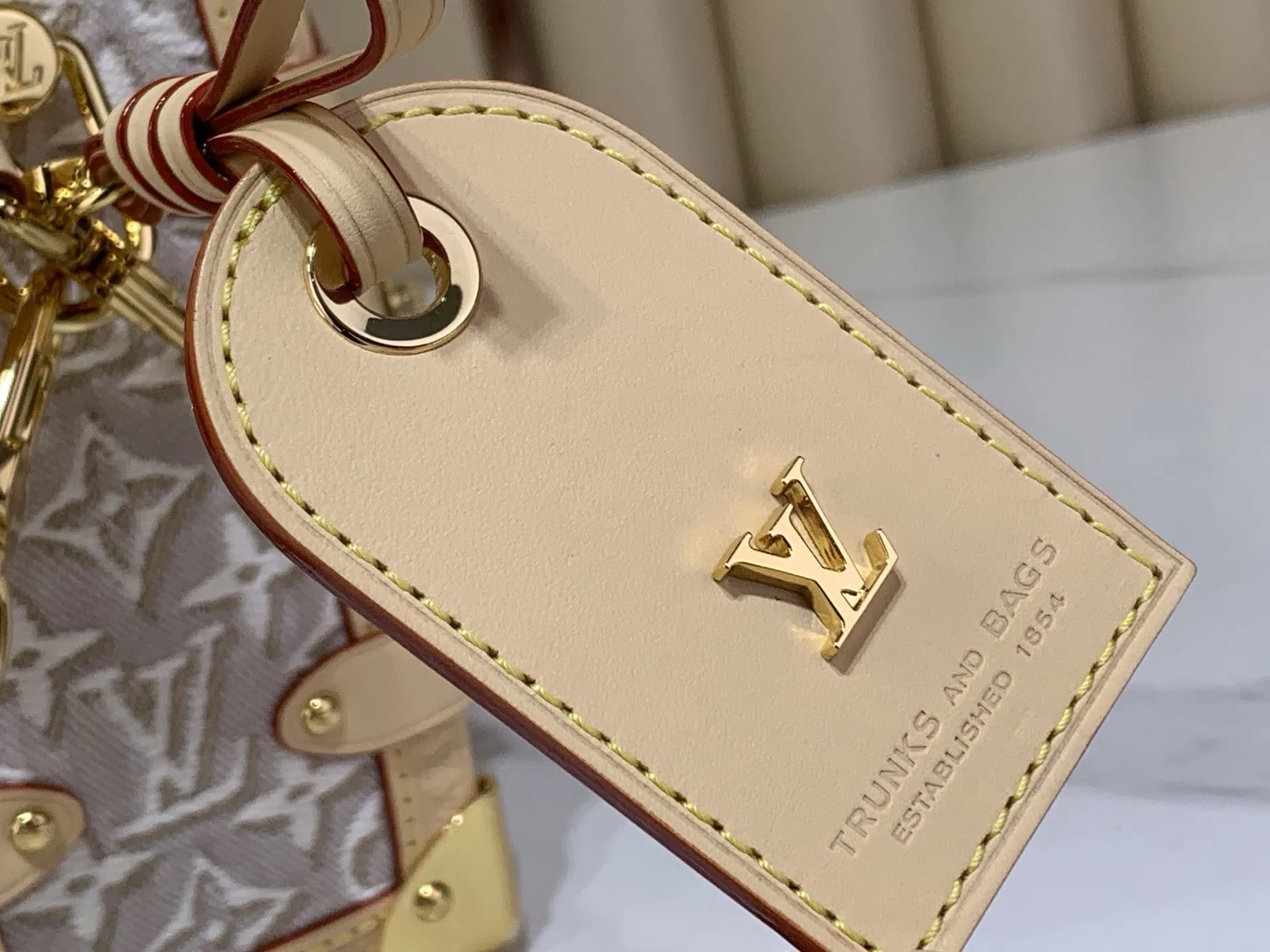 LV 27FW LDWAQLG 135 토트백 5