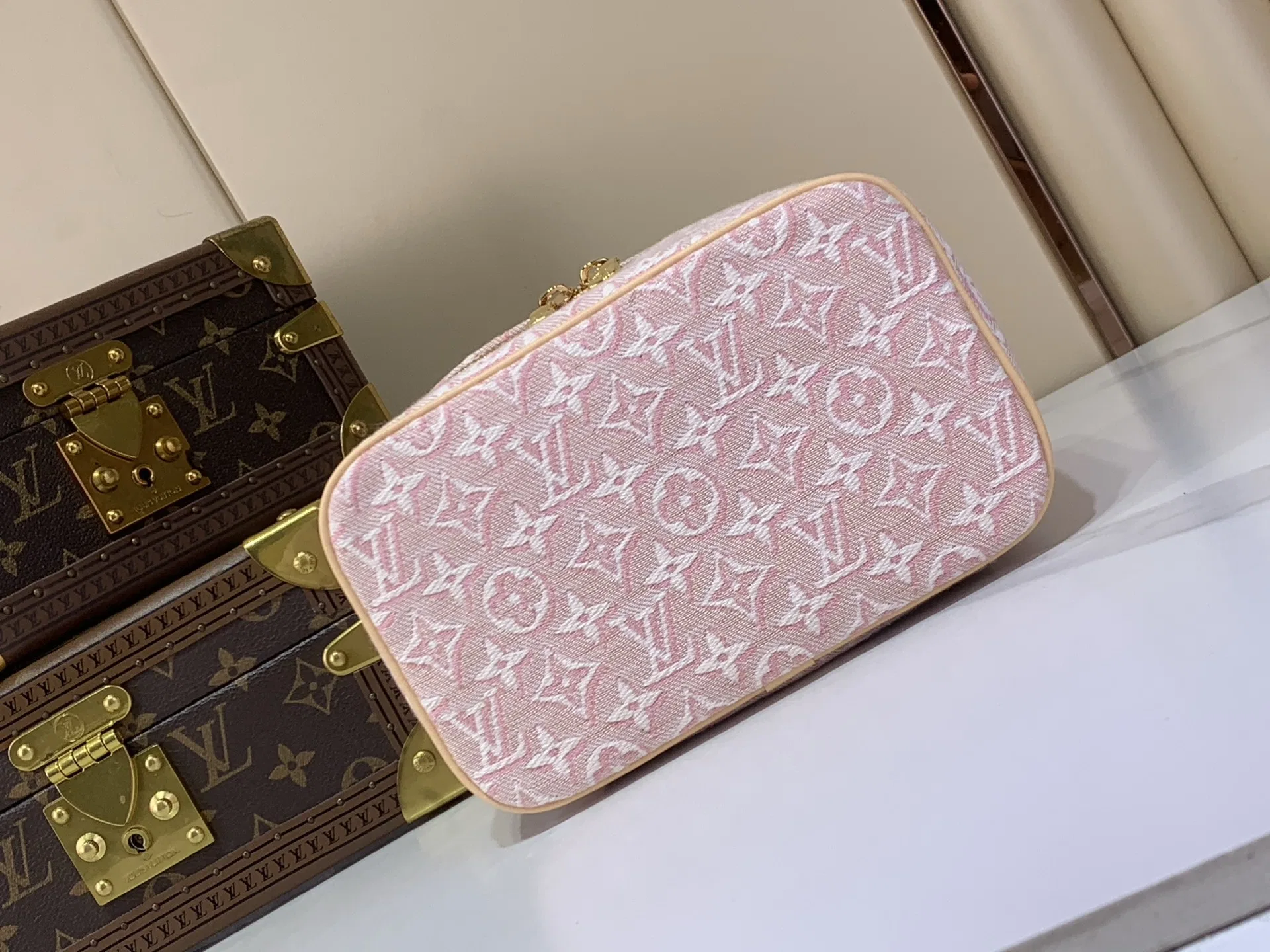 LV 27FW LDWAQLG 139 미니백 4