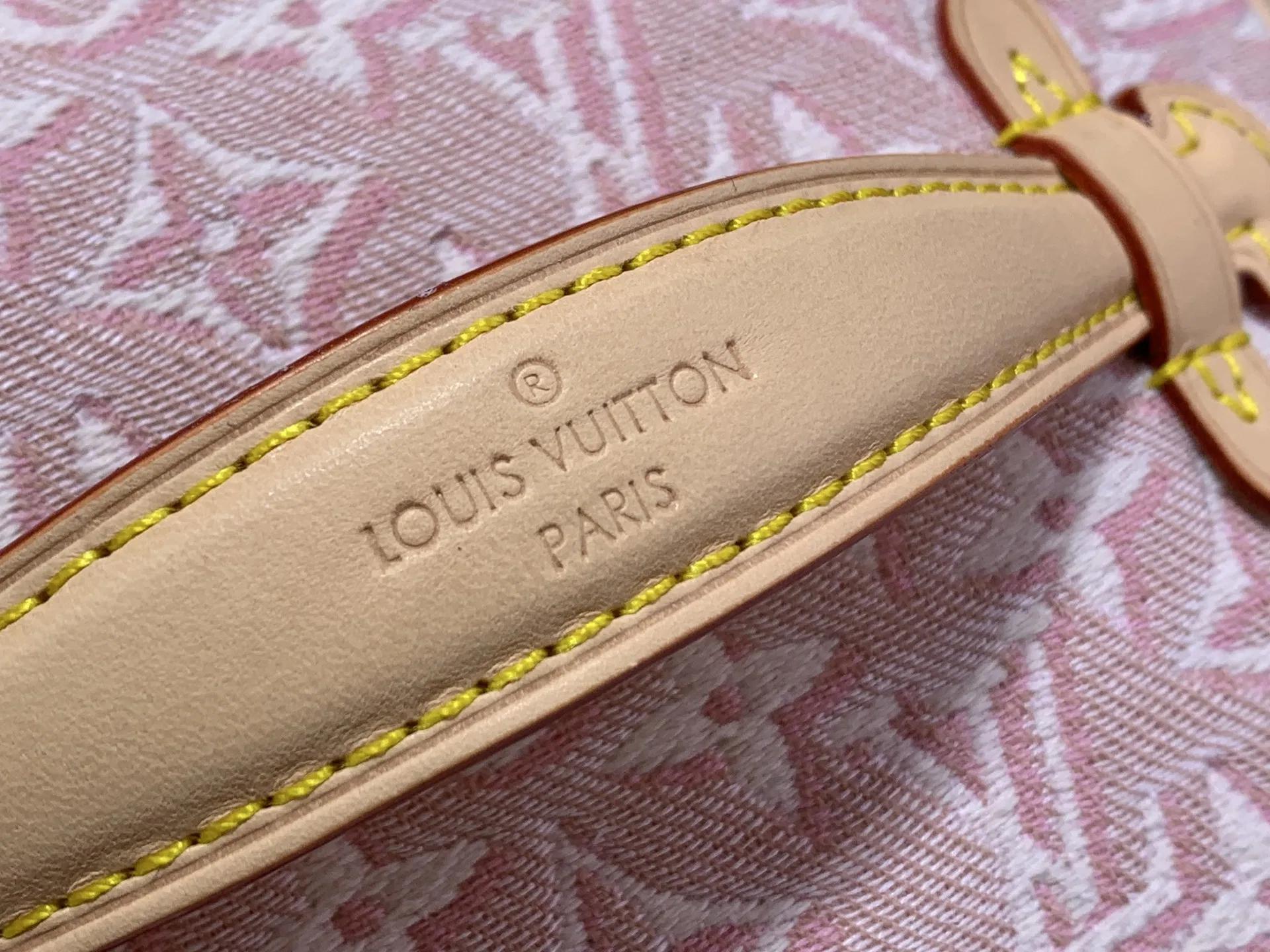 LV 27FW LDWAQLG 139 미니백 5