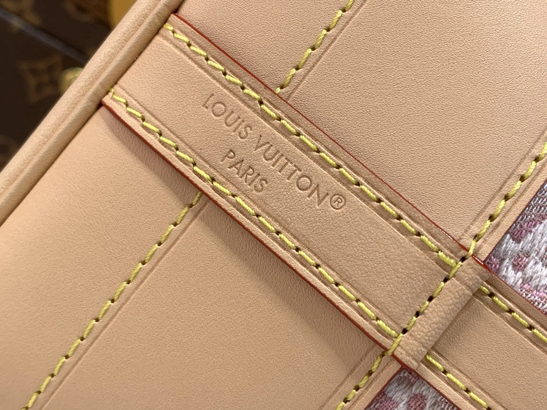 LV 27FW LDWAQLG 149 버킷백 6