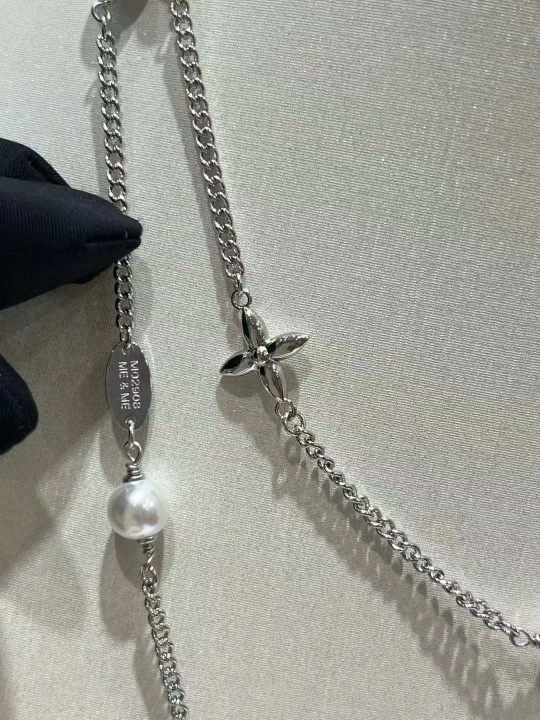 LV 27FW NSOVAAJ 016 목걸이 6