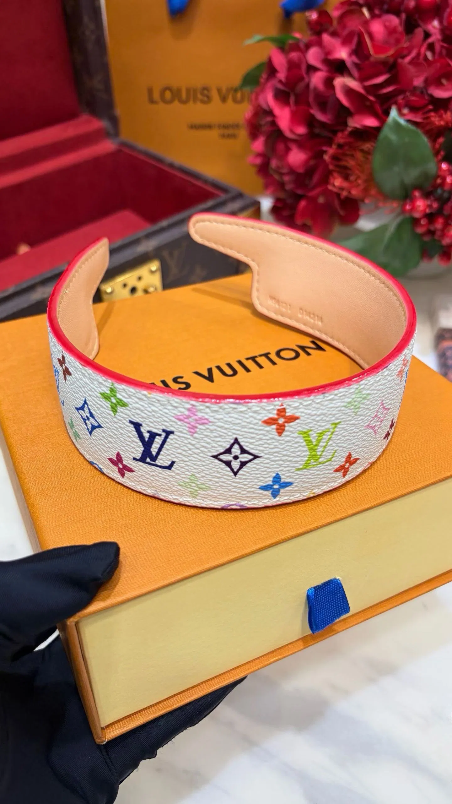 LV 27FW NSOVAAJ 018 헤어밴드