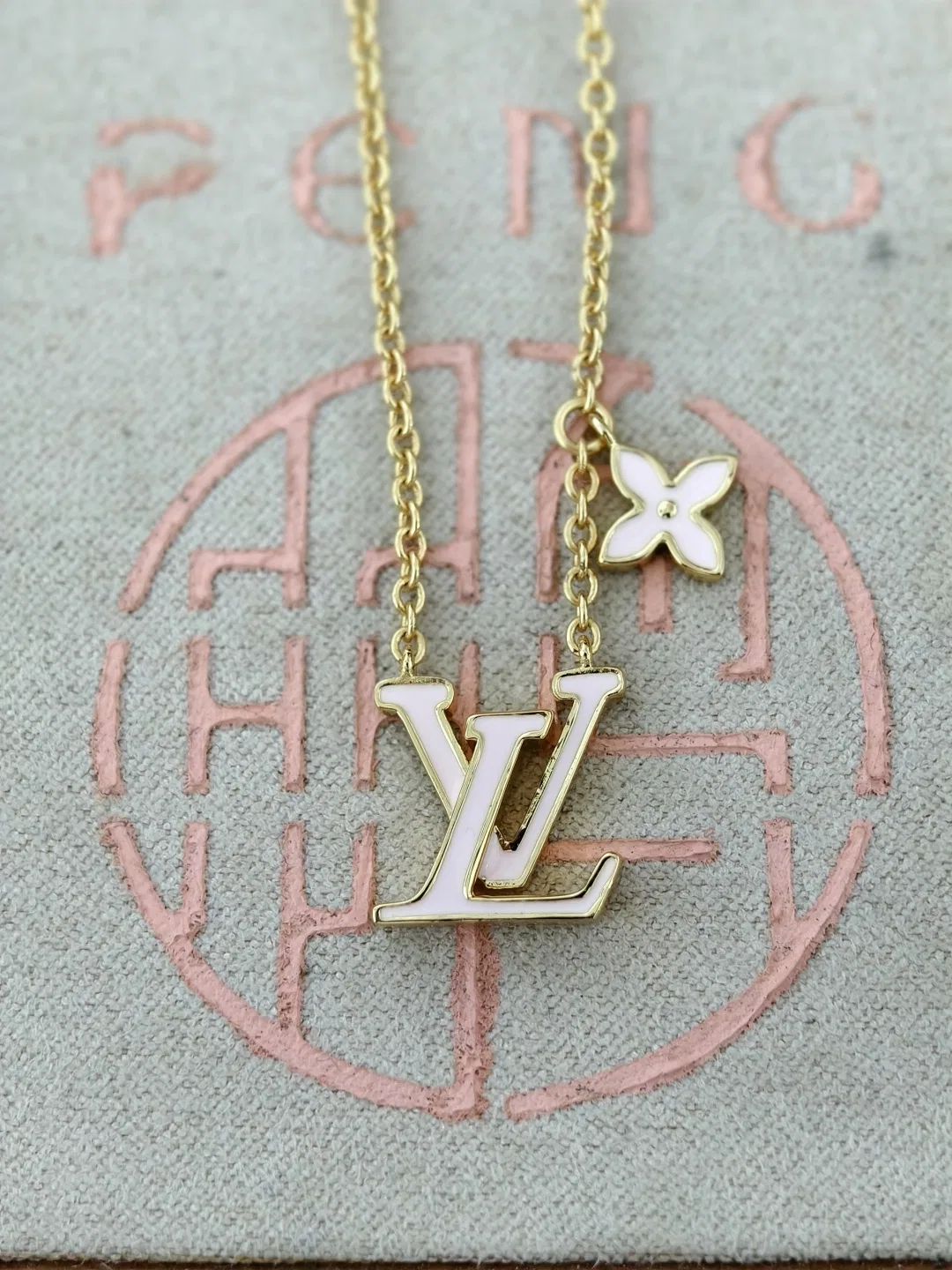 LV 27FW NSOVAAJ 025 목걸이