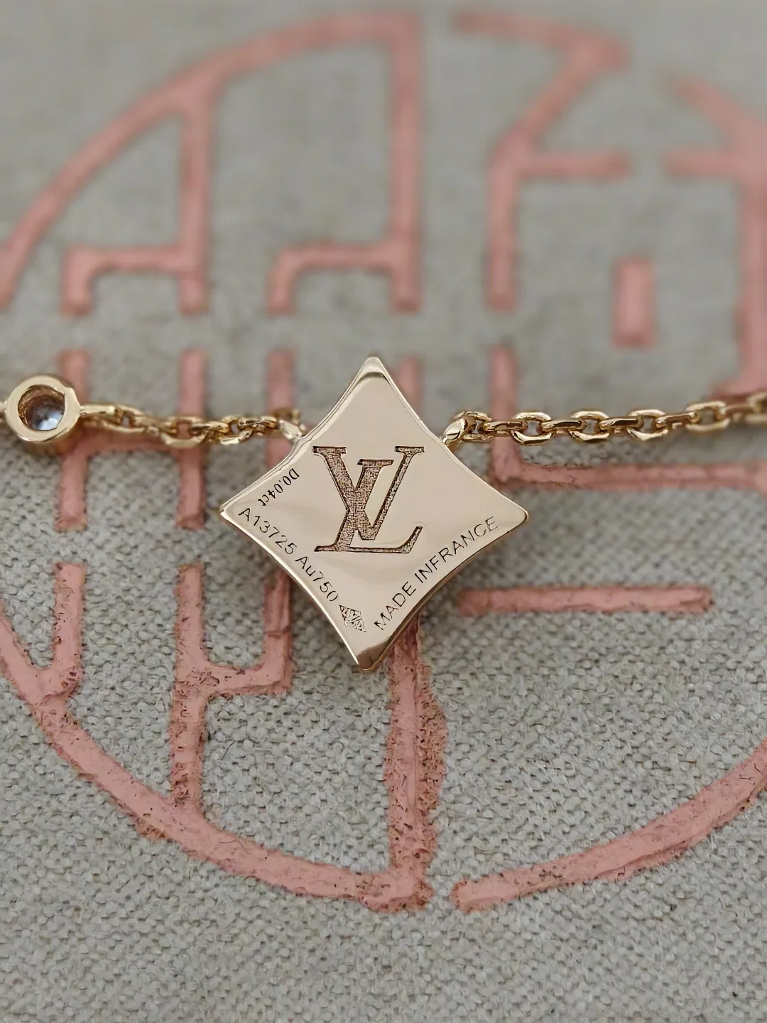 LV 27FW NSOVAAJ 027 목걸이 4