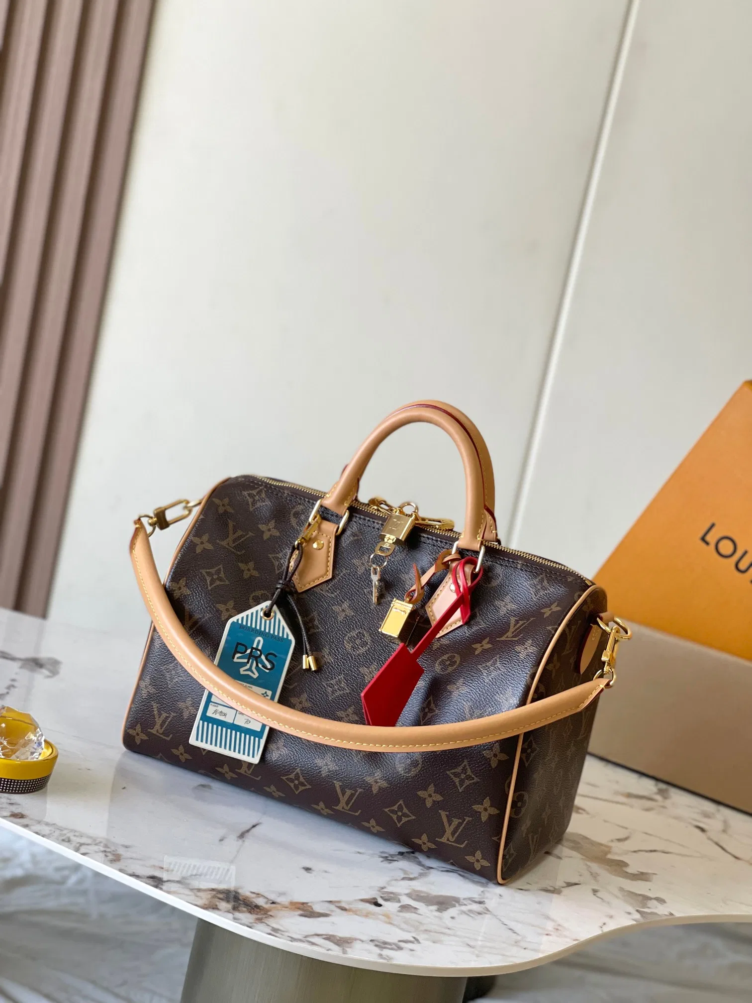 LV 27FW QCYEEAU 010 토트백