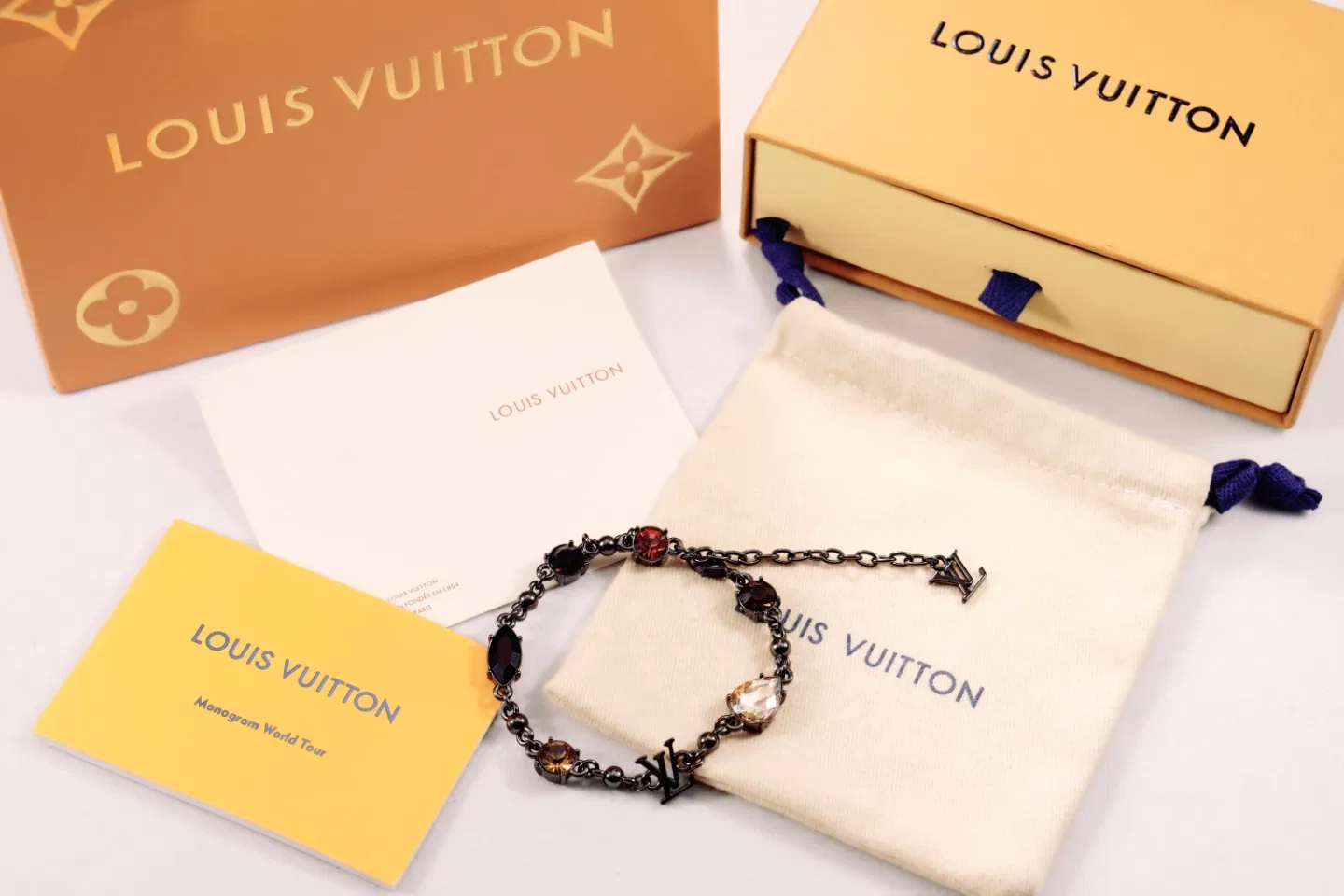 LV 27FW QCYEEAU 016 팔찌