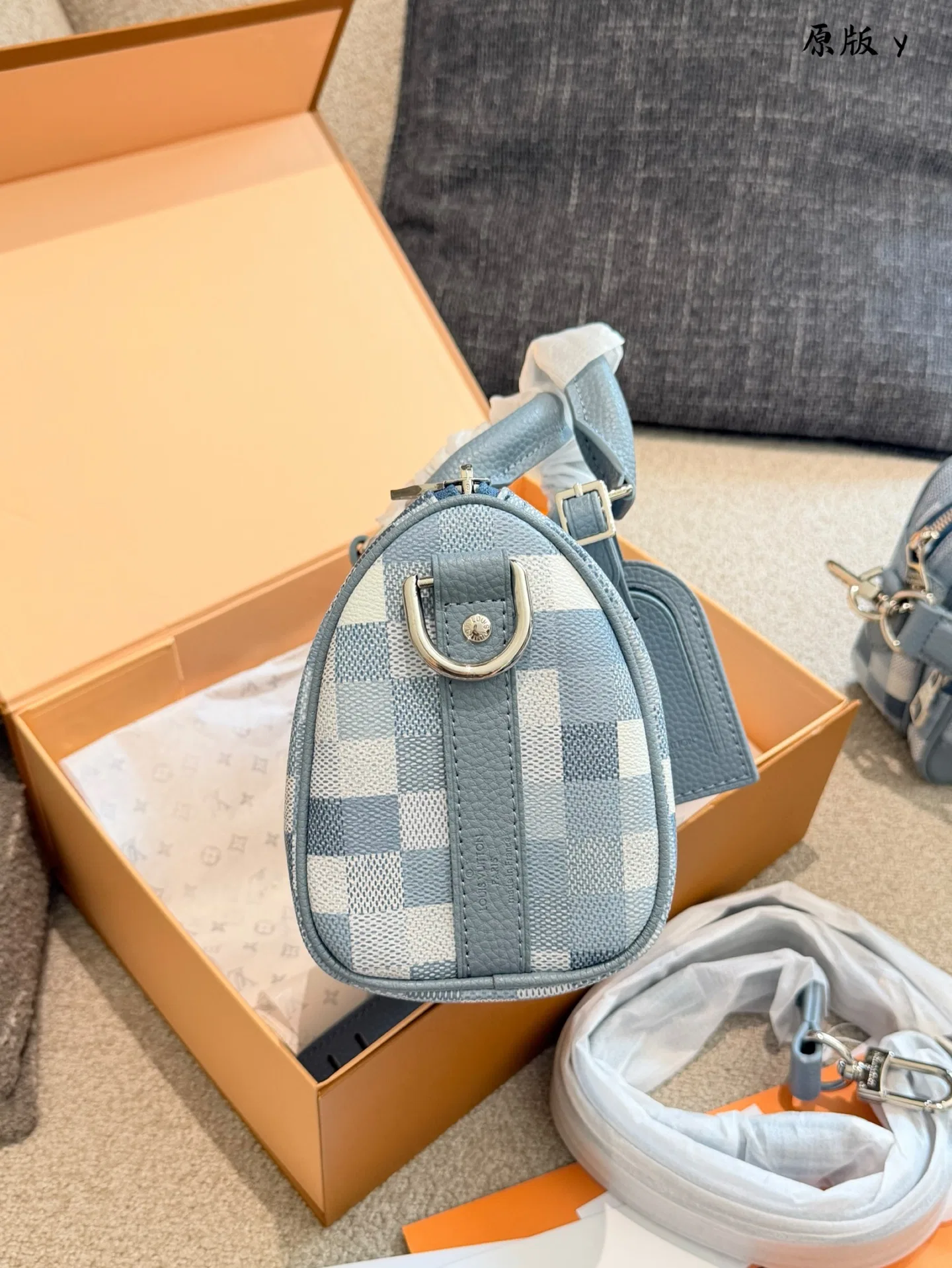 LV 27FW QCYEEAU 033 토트백 4