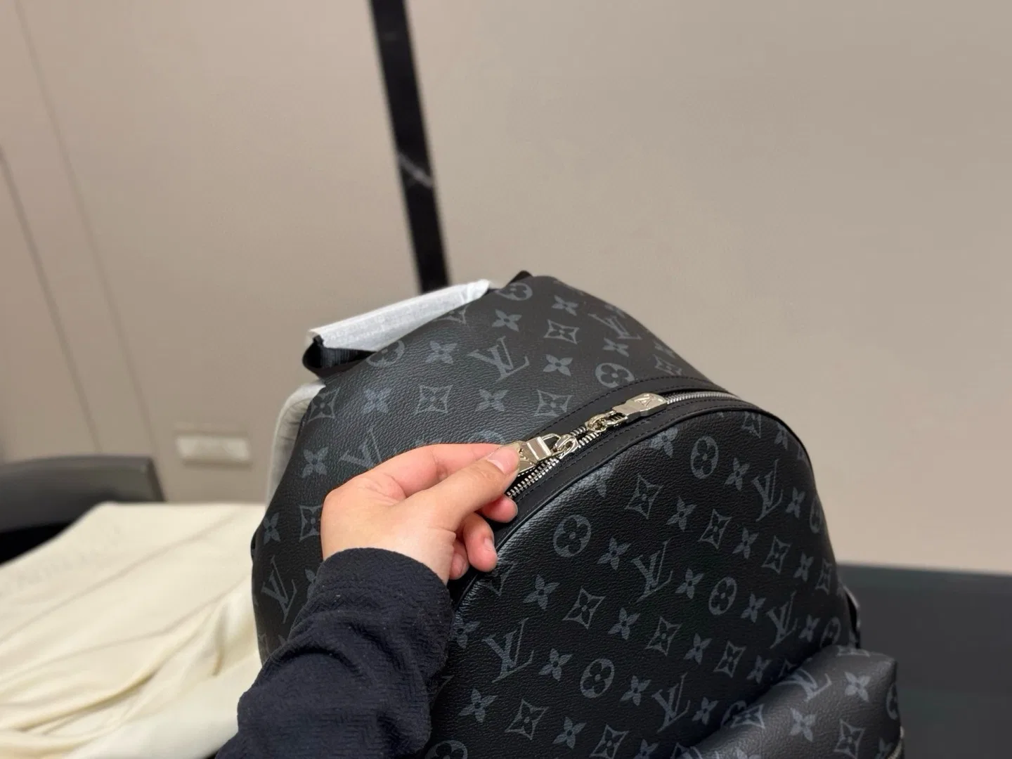 LV 27FW QVUSQNN 107 백팩 3