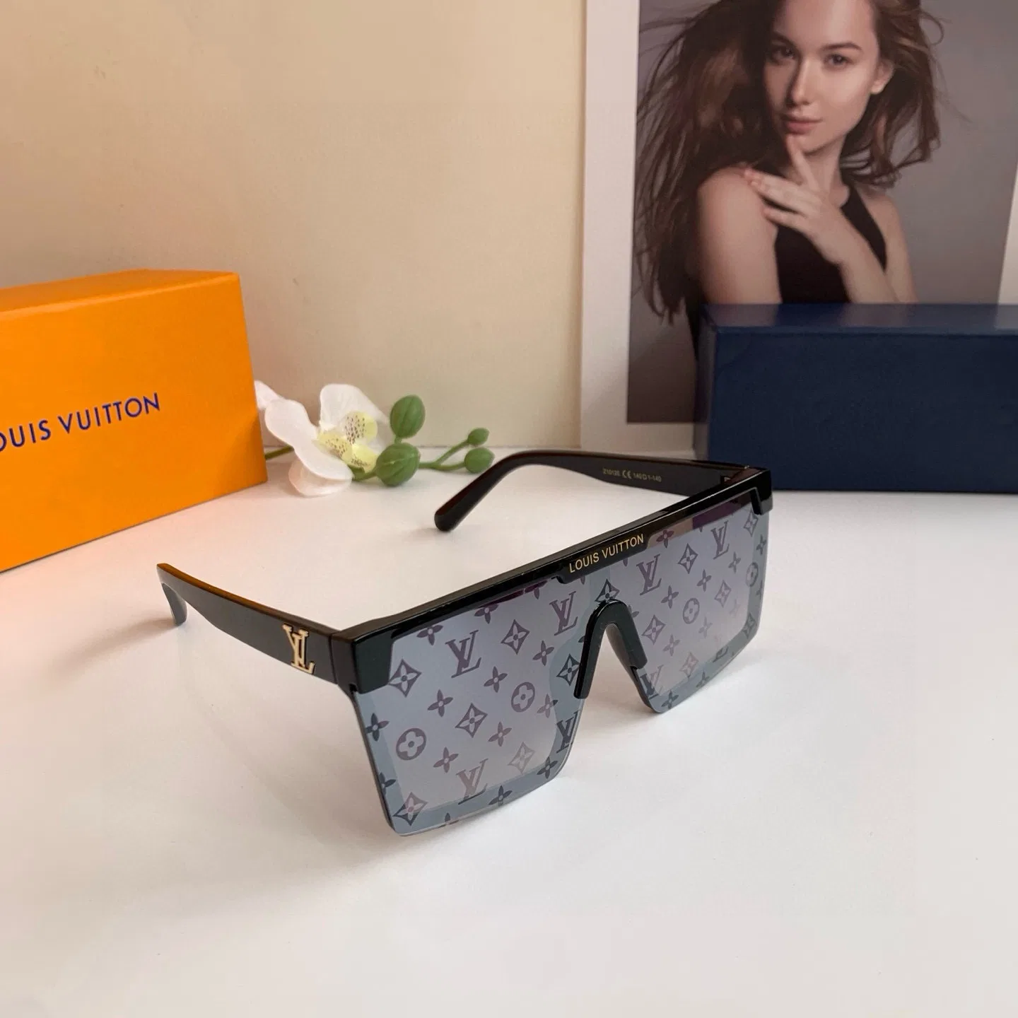LV 27FW QVUSQNN 244 선글라스