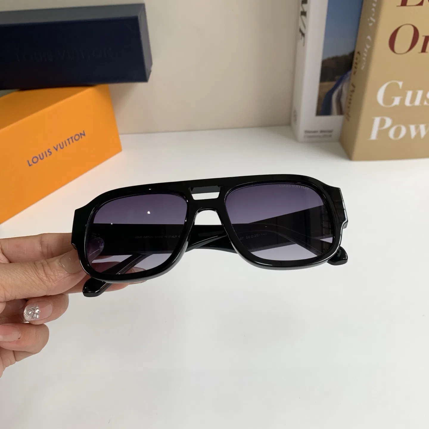 LV 27FW QVUSQNN 245 선글라스 4