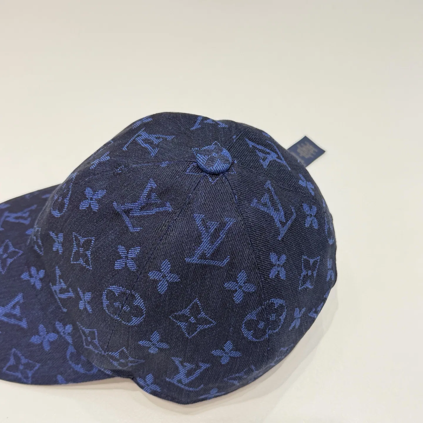 LV 27FW RMGAGGS 002 버킷백 5