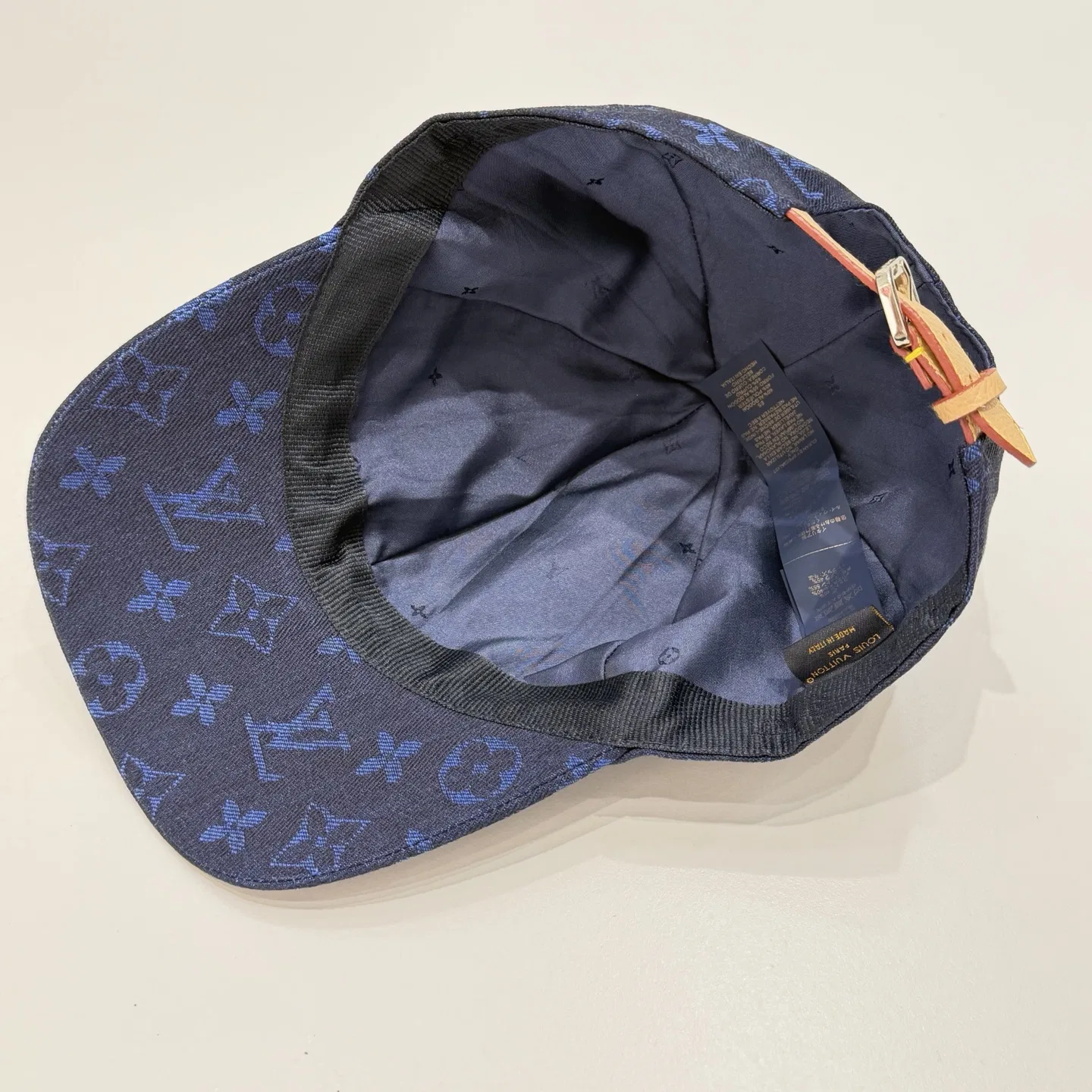 LV 27FW RMGAGGS 002 버킷백 6
