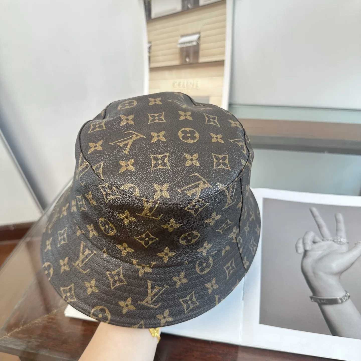 LV 27FW RMGAGGS 012 버킷햇 6