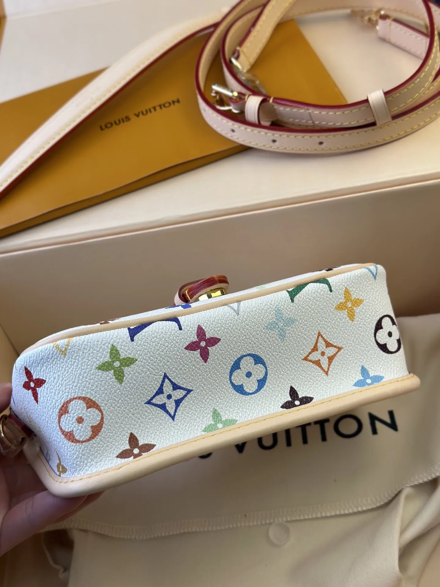 LV 27FW VCICDVH 001 미니백 5