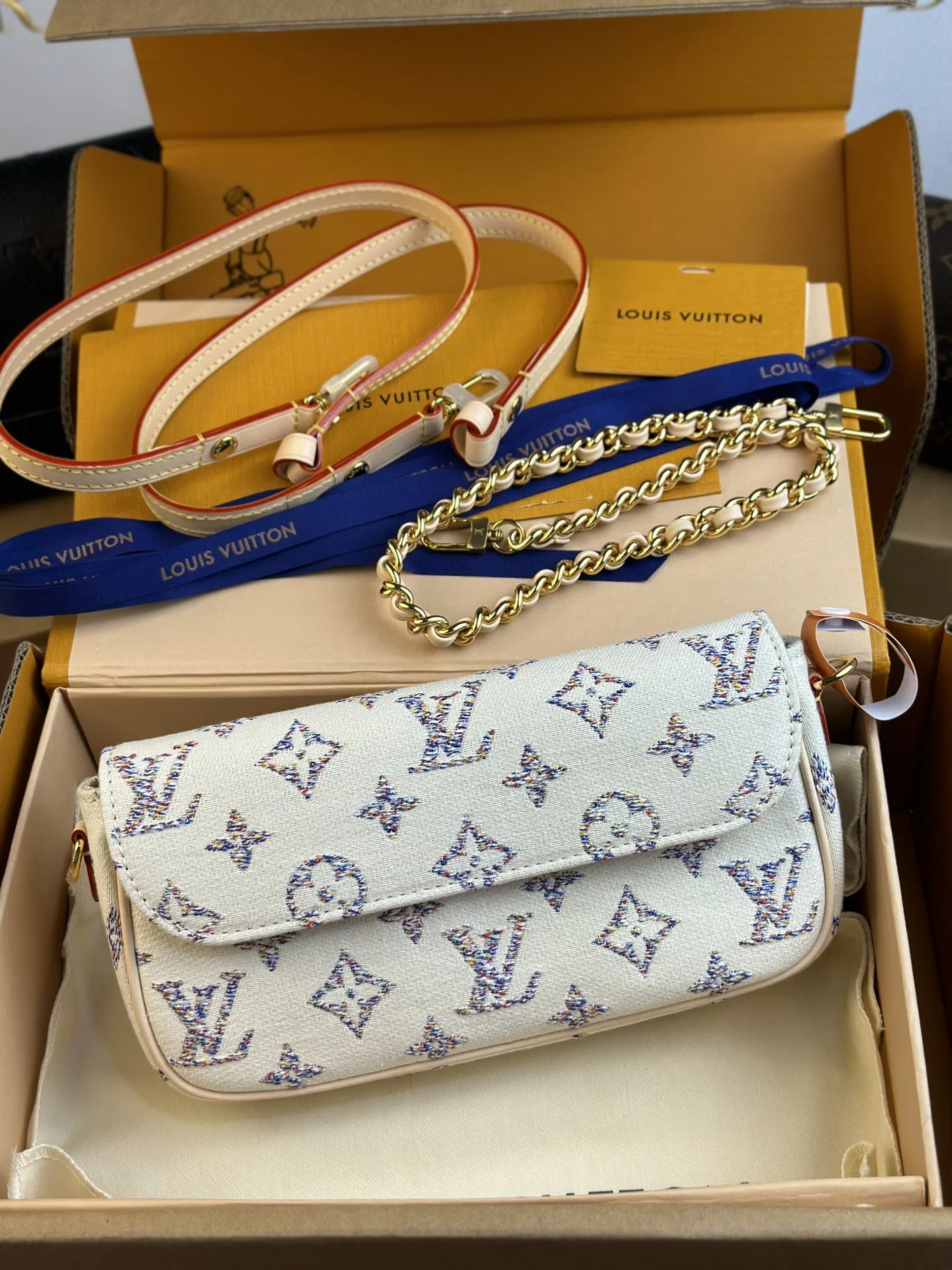 LV 27FW VCICDVH 004 미니백