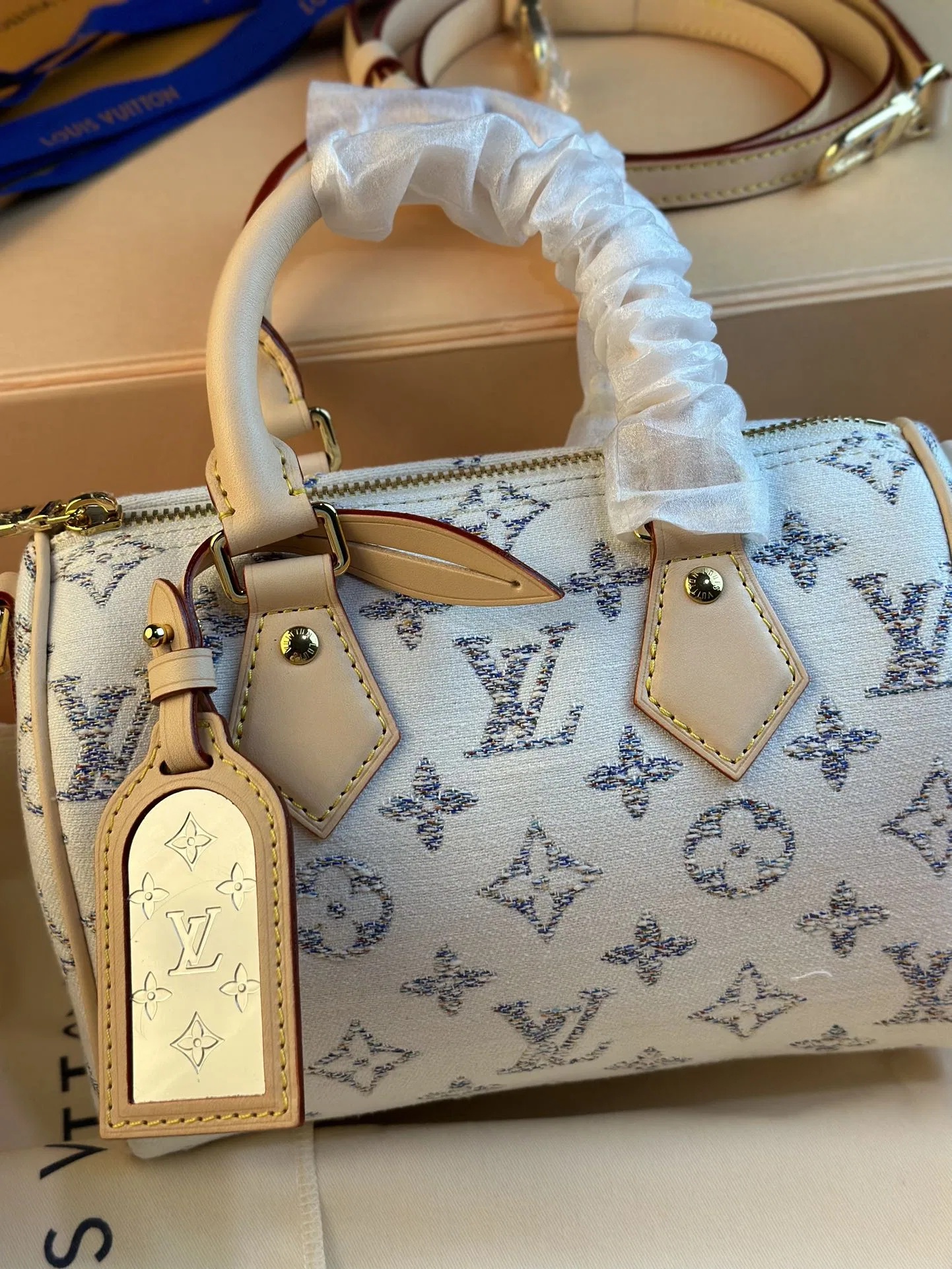 LV 27FW VCICDVH 005 토트백 3