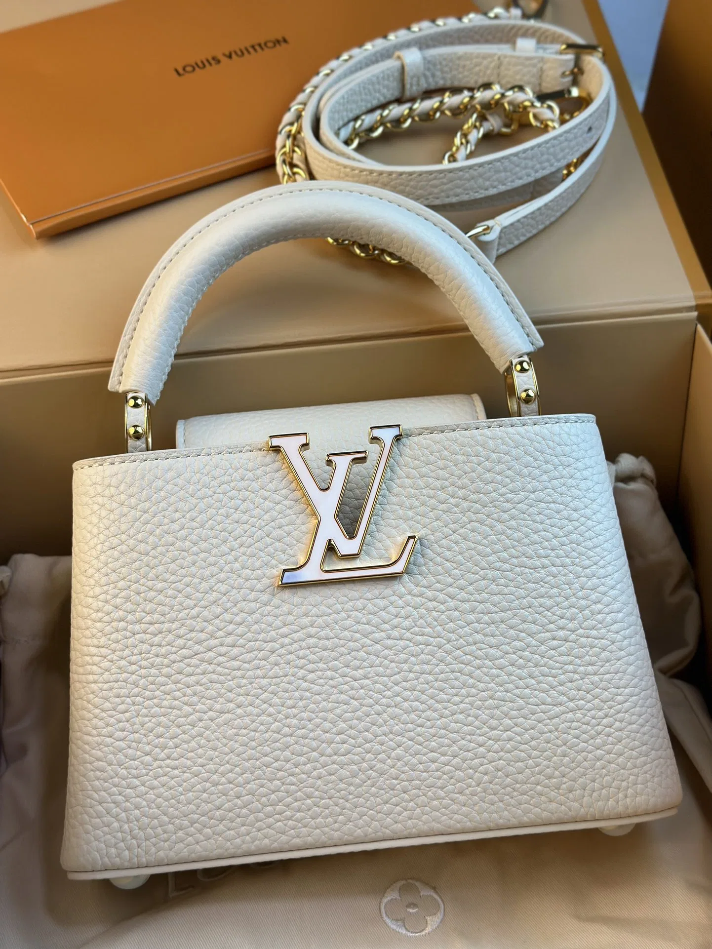 LV 27FW VCICDVH 007 토트백