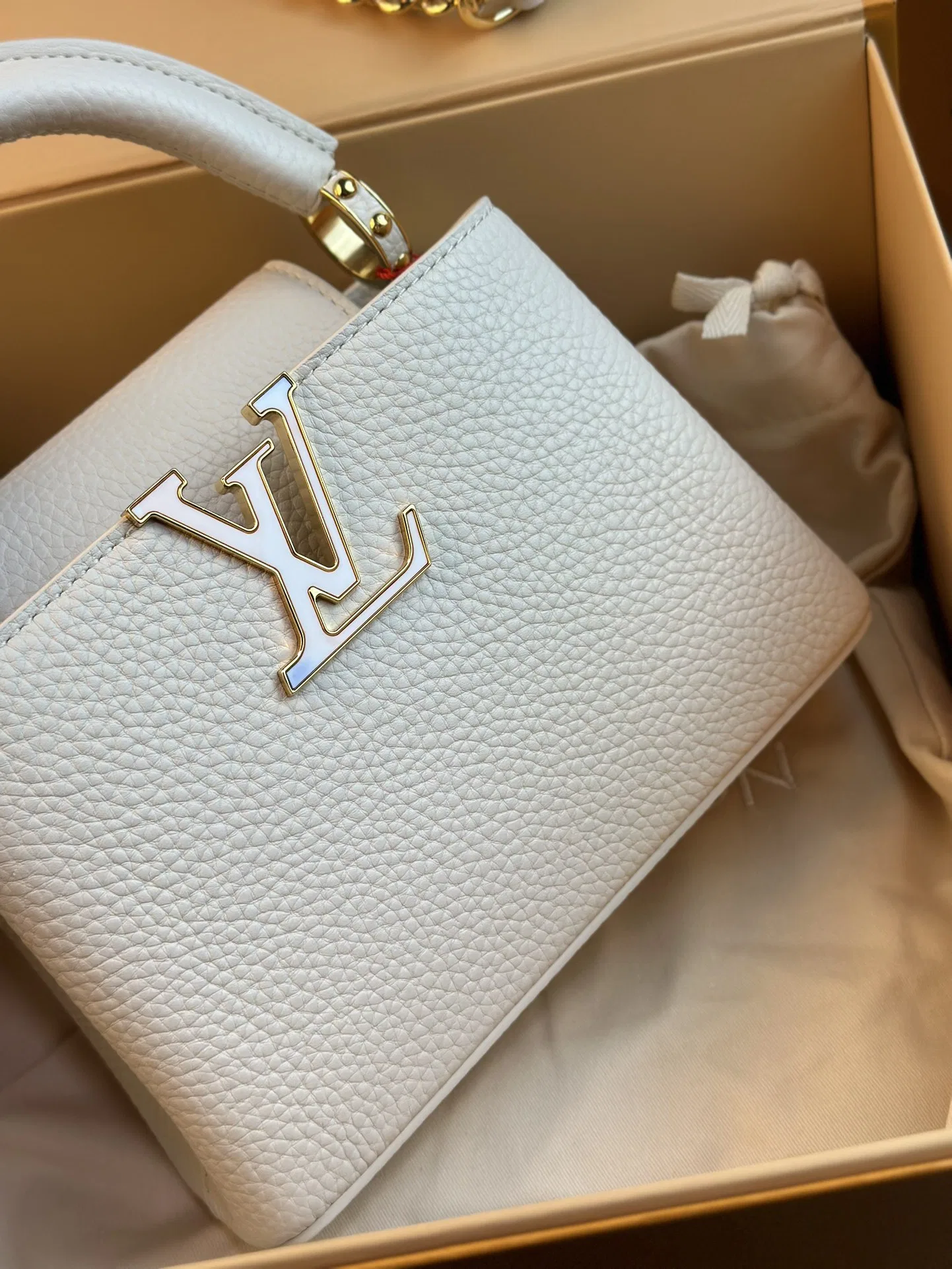LV 27FW VCICDVH 007 토트백 6