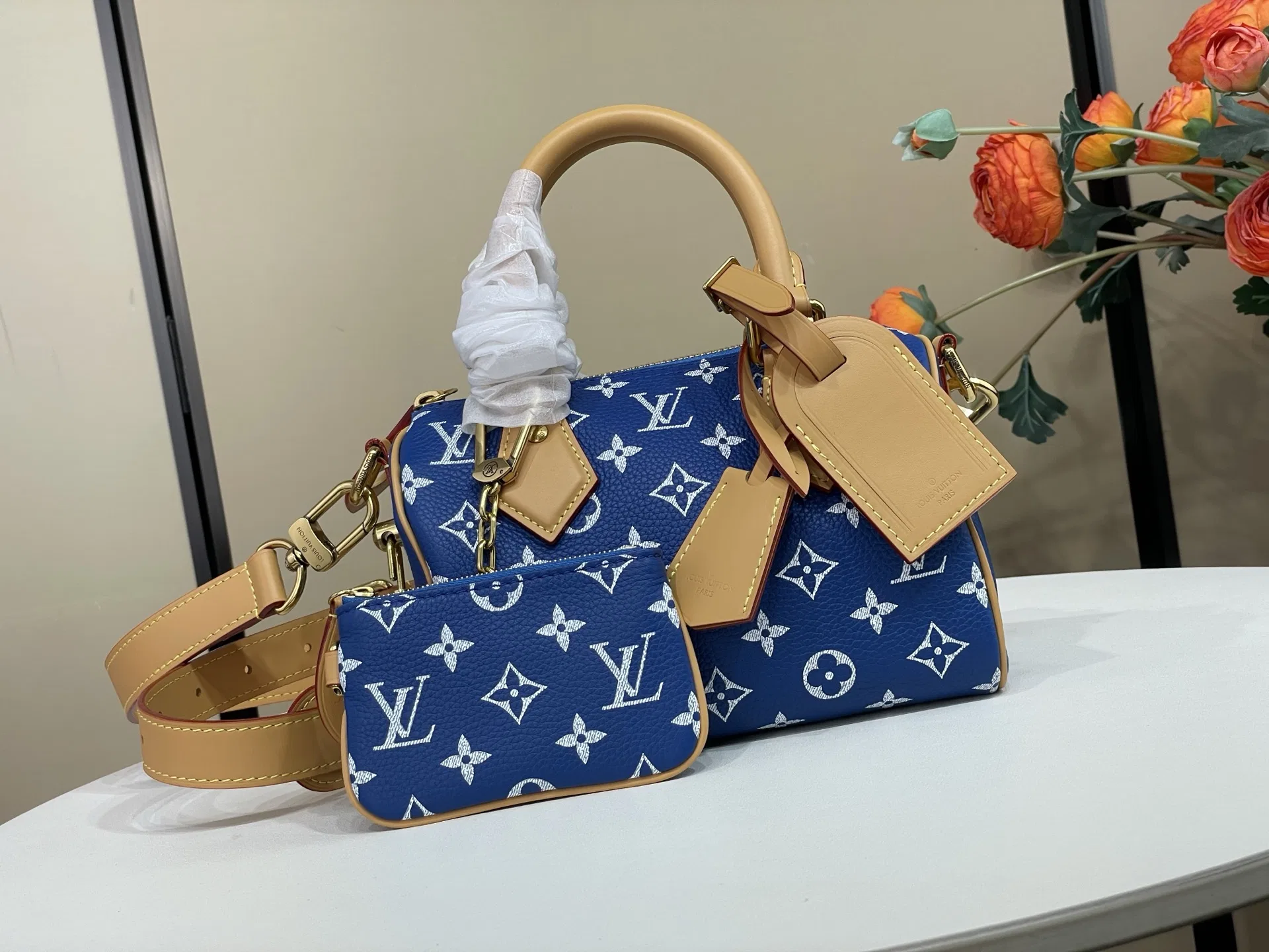 LV 27FW VCICDVH 008 토트백